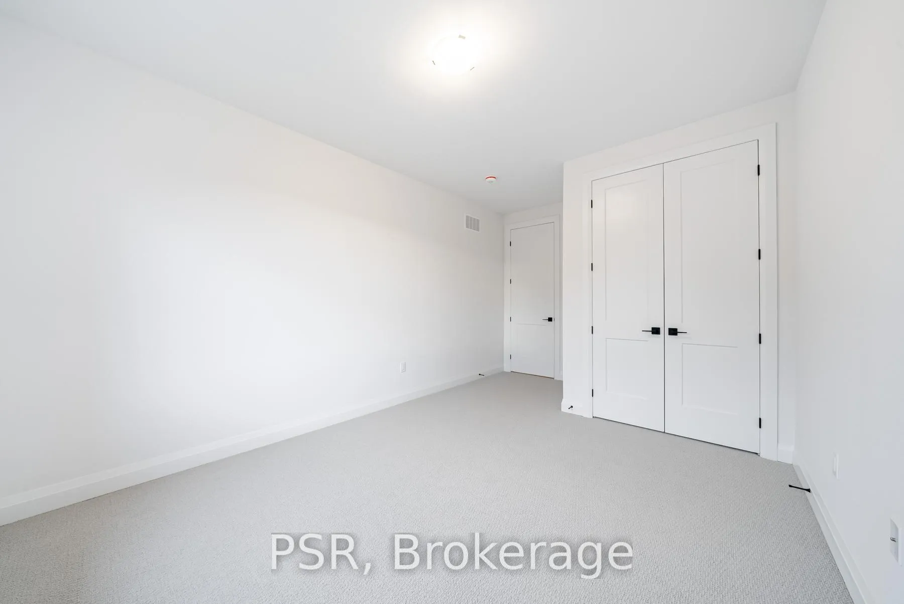 Photo 32 of 129 Daugaard Avenue, Brant, Paris — HOMEH