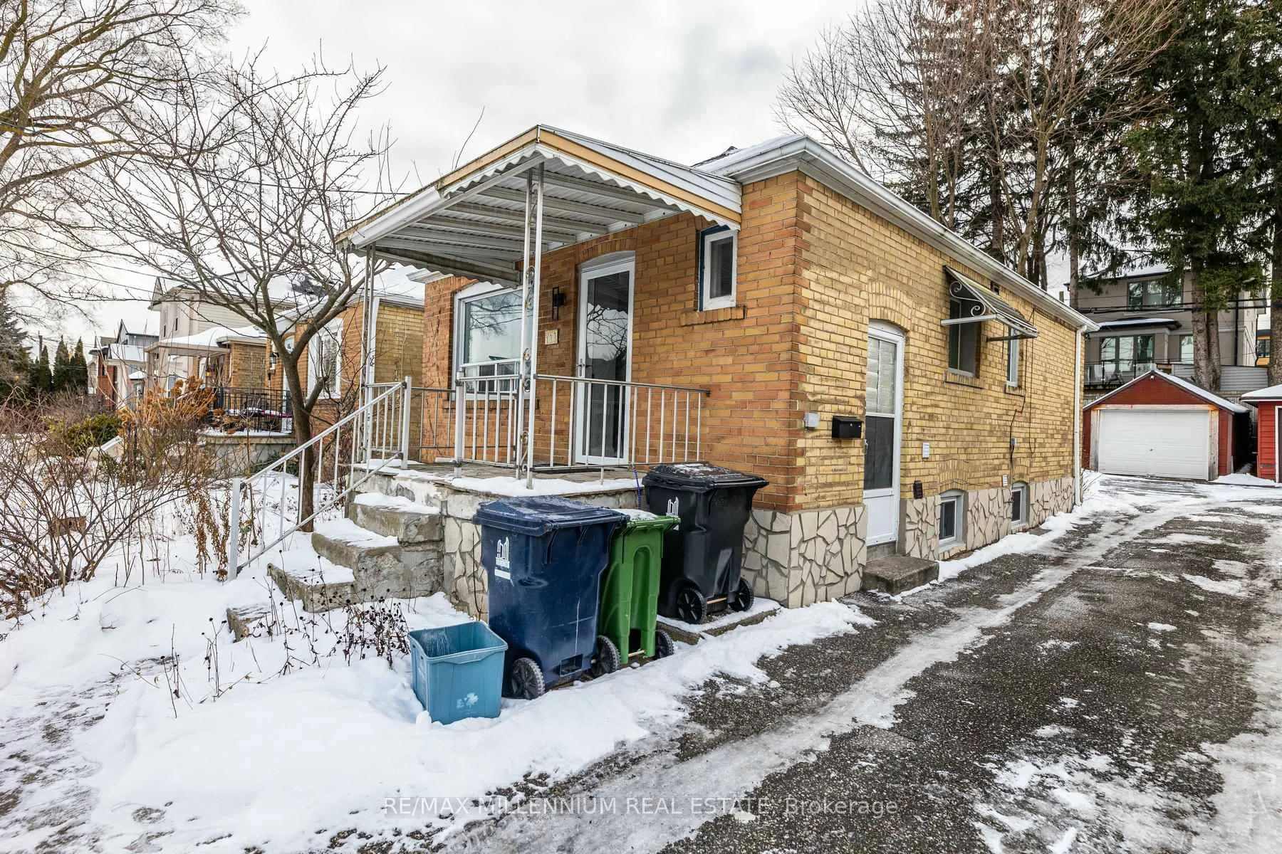 Photo 4 of 111 Virginia Avenue, Toronto, Danforth Village-East York — HOMEH