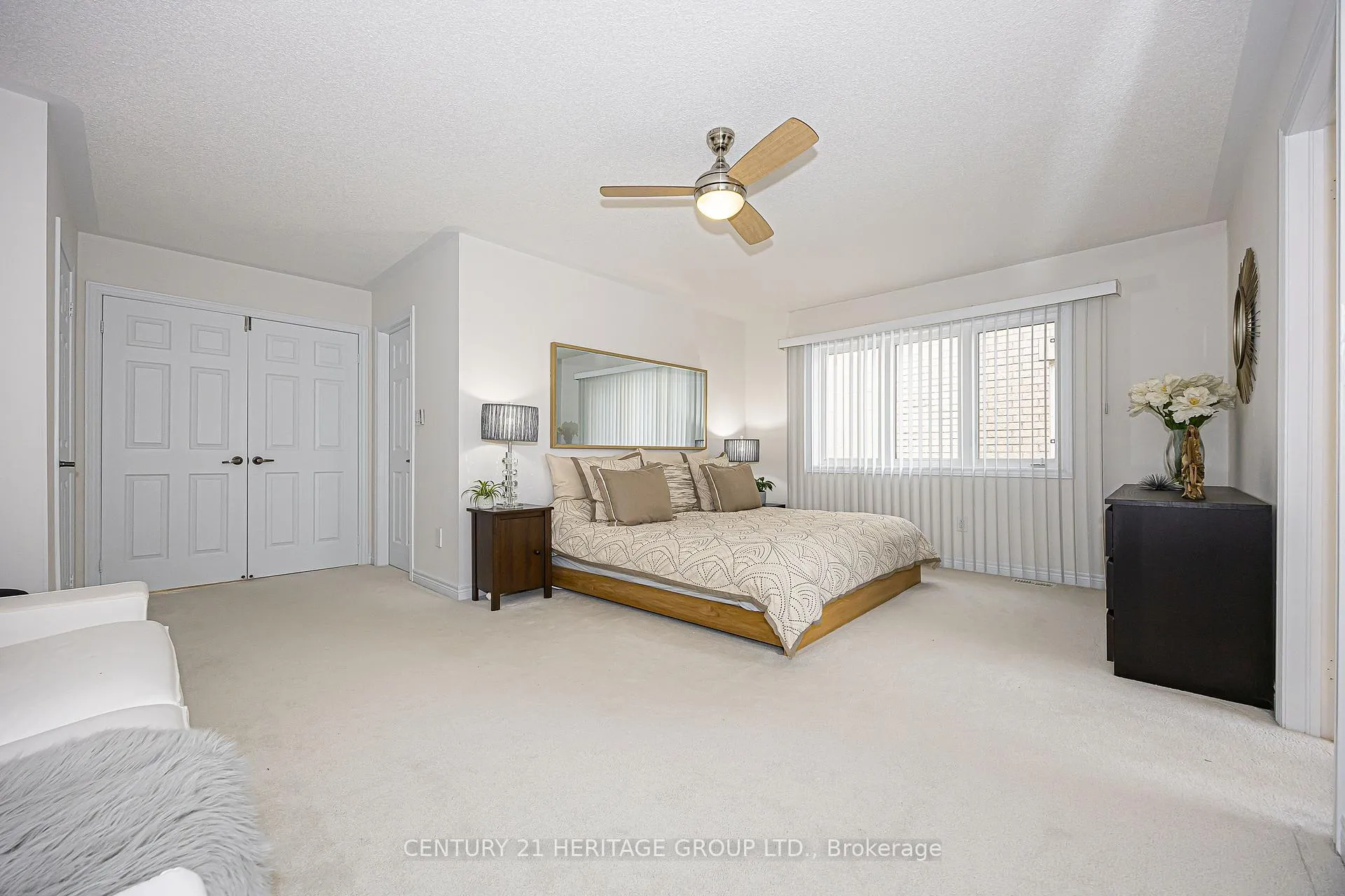 Photo 12 of 52 Maple Valley Road, Vaughan, Patterson — HOMEH