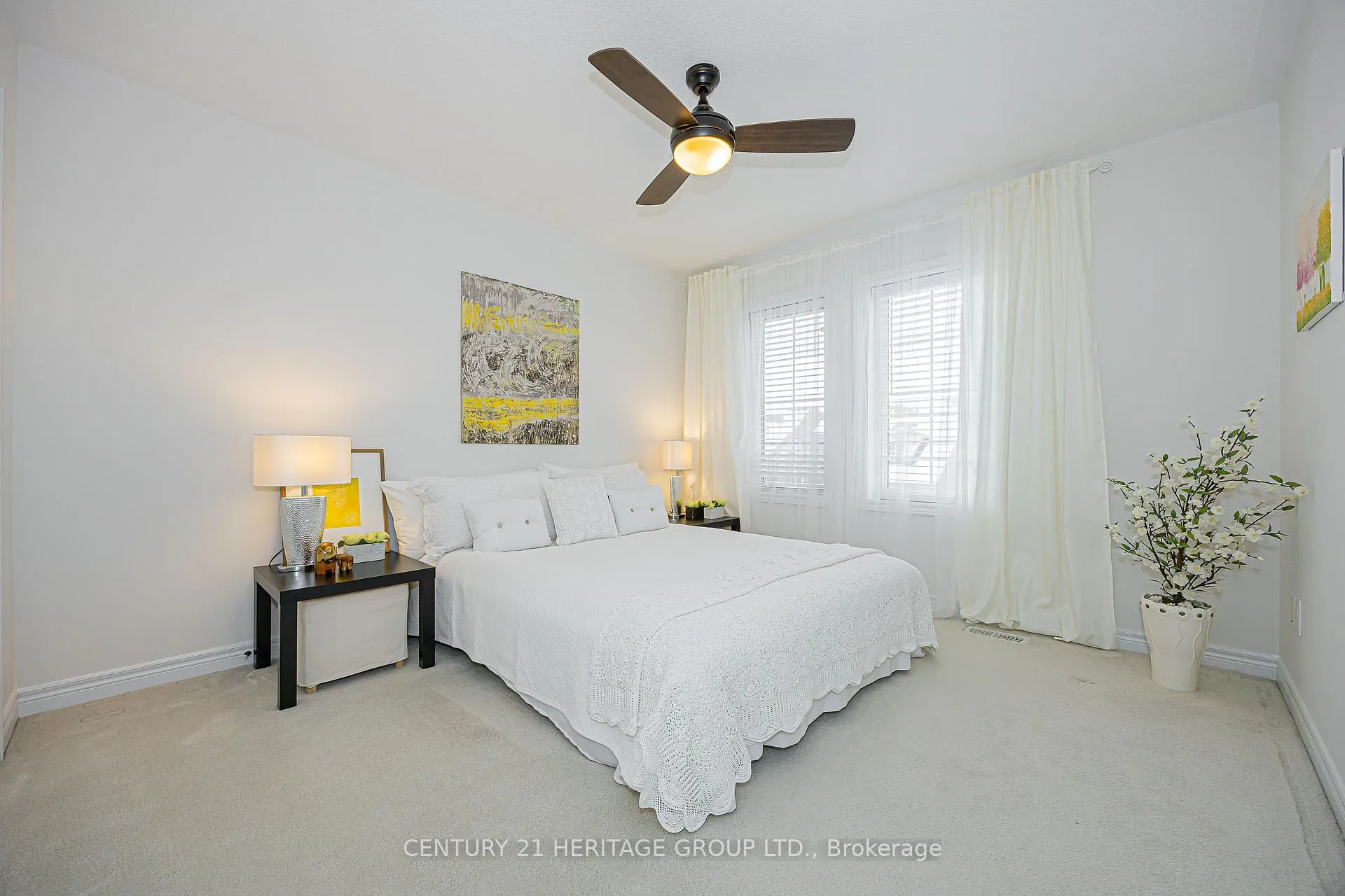 Photo 15 of 52 Maple Valley Road, Vaughan, Patterson — HOMEH