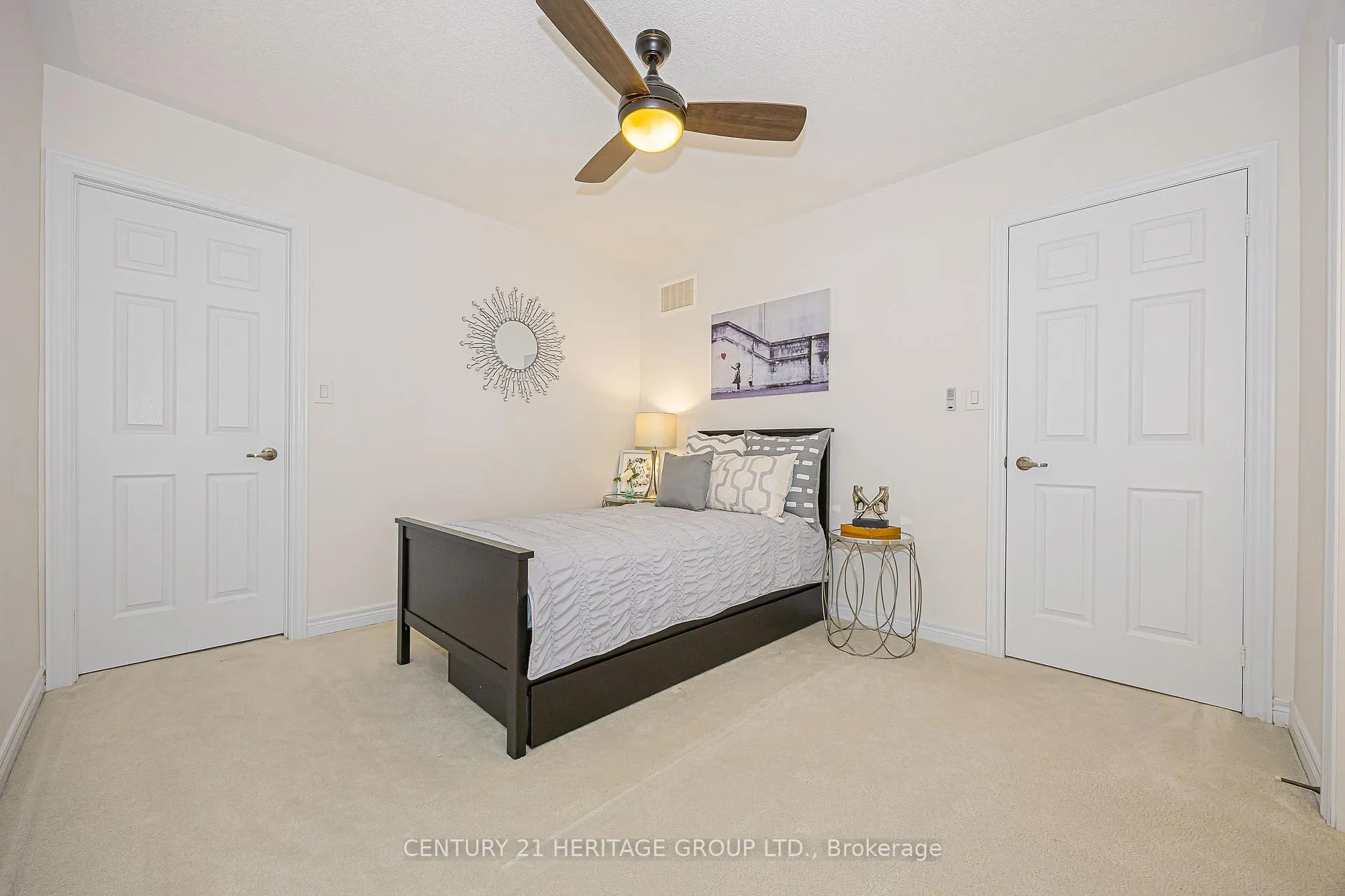 Photo 17 of 52 Maple Valley Road, Vaughan, Patterson — HOMEH