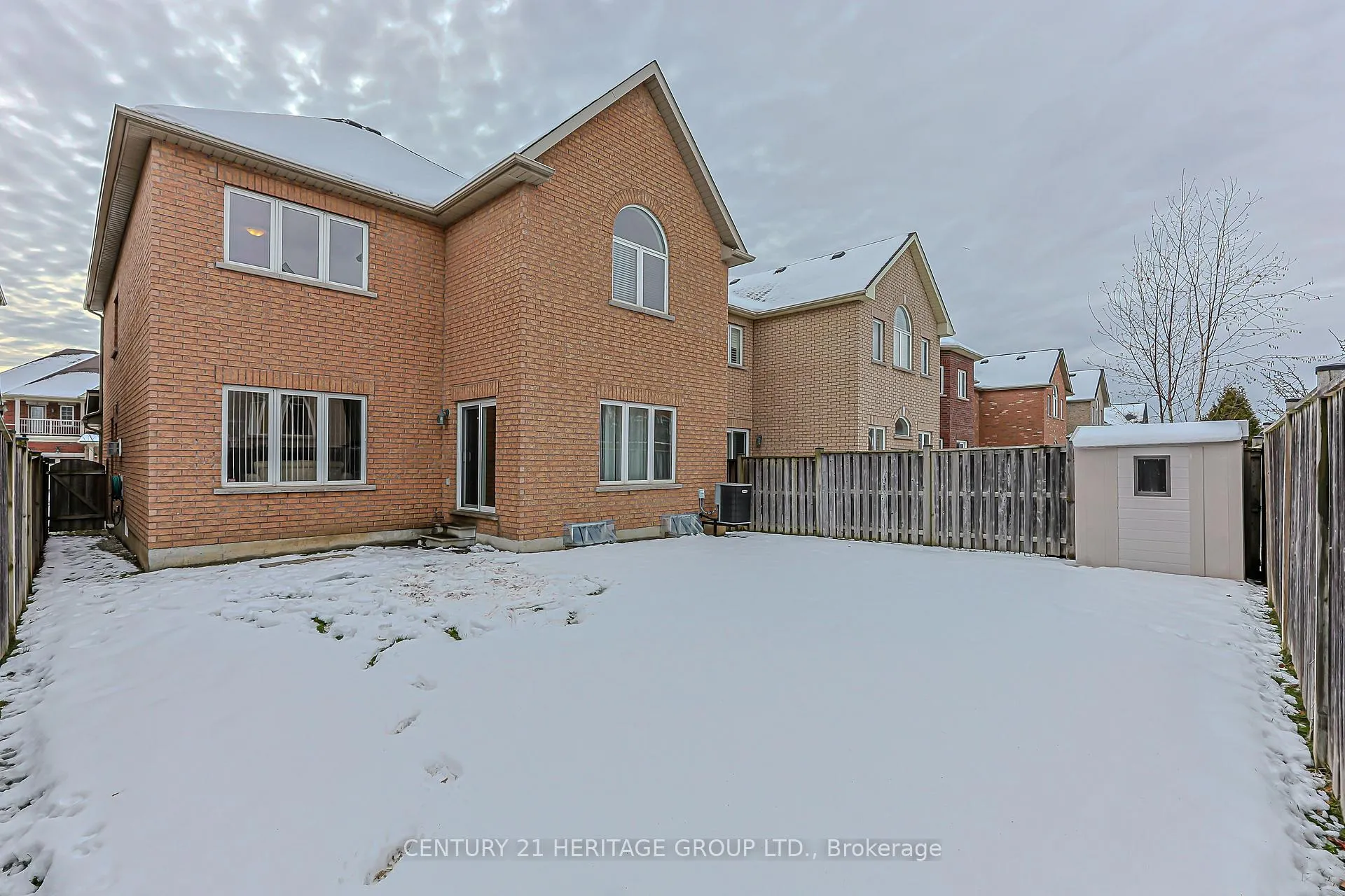 Photo 25 of 52 Maple Valley Road, Vaughan, Patterson — HOMEH