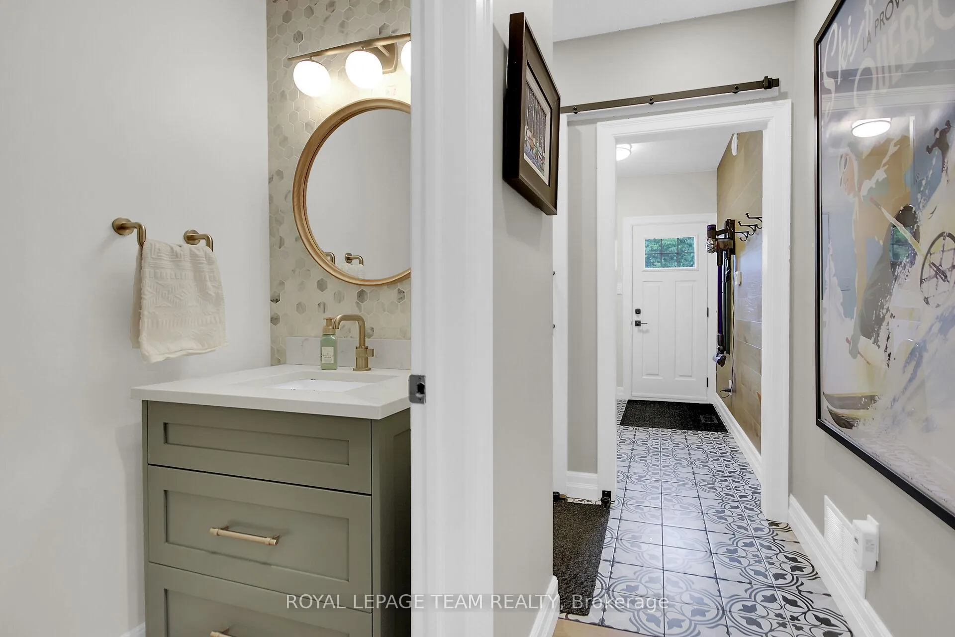 Photo 16 of 1571 Stanleyfield Crescent, Ottawa, Greely — HOMEH