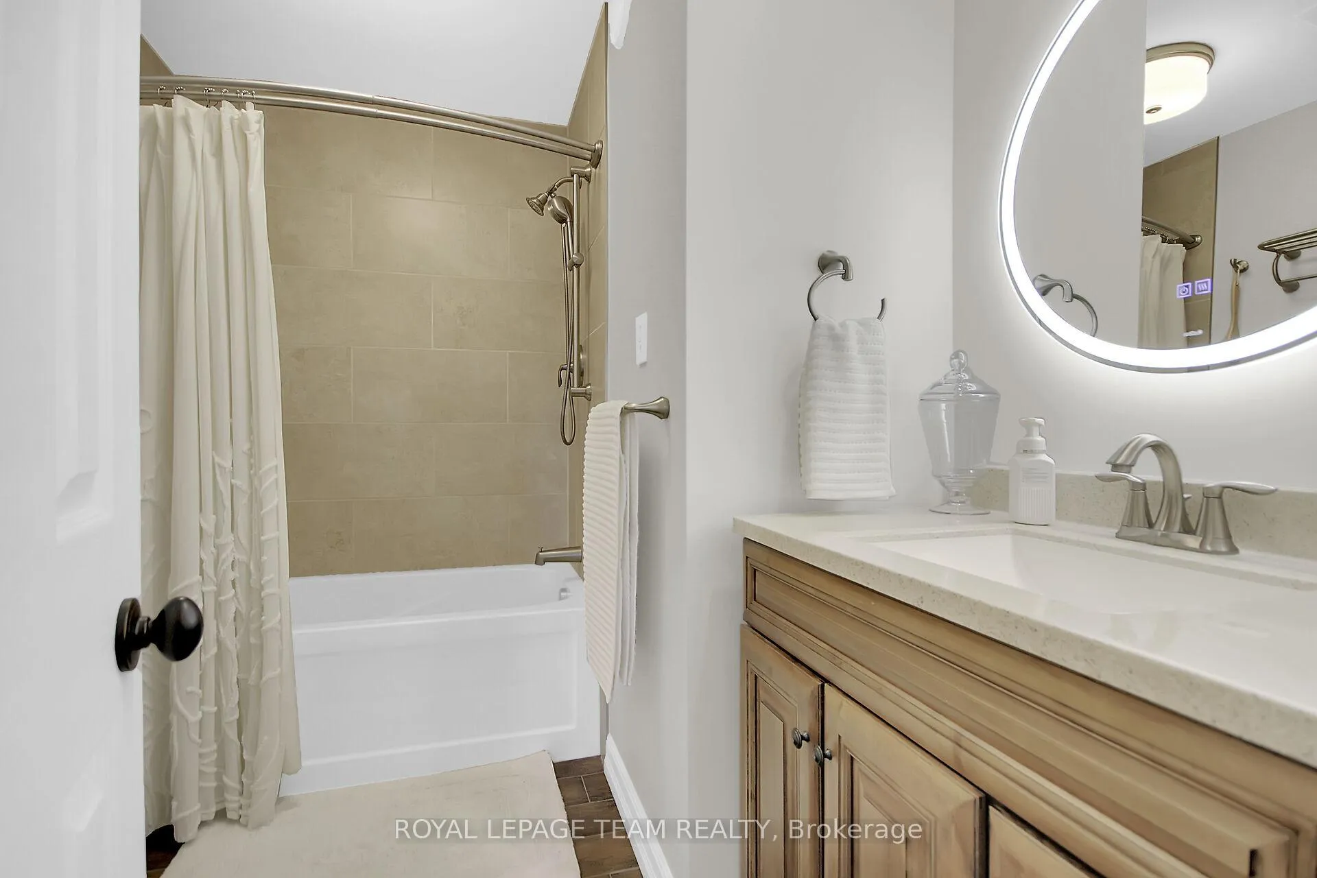 Photo 23 of 1571 Stanleyfield Crescent, Ottawa, Greely — HOMEH