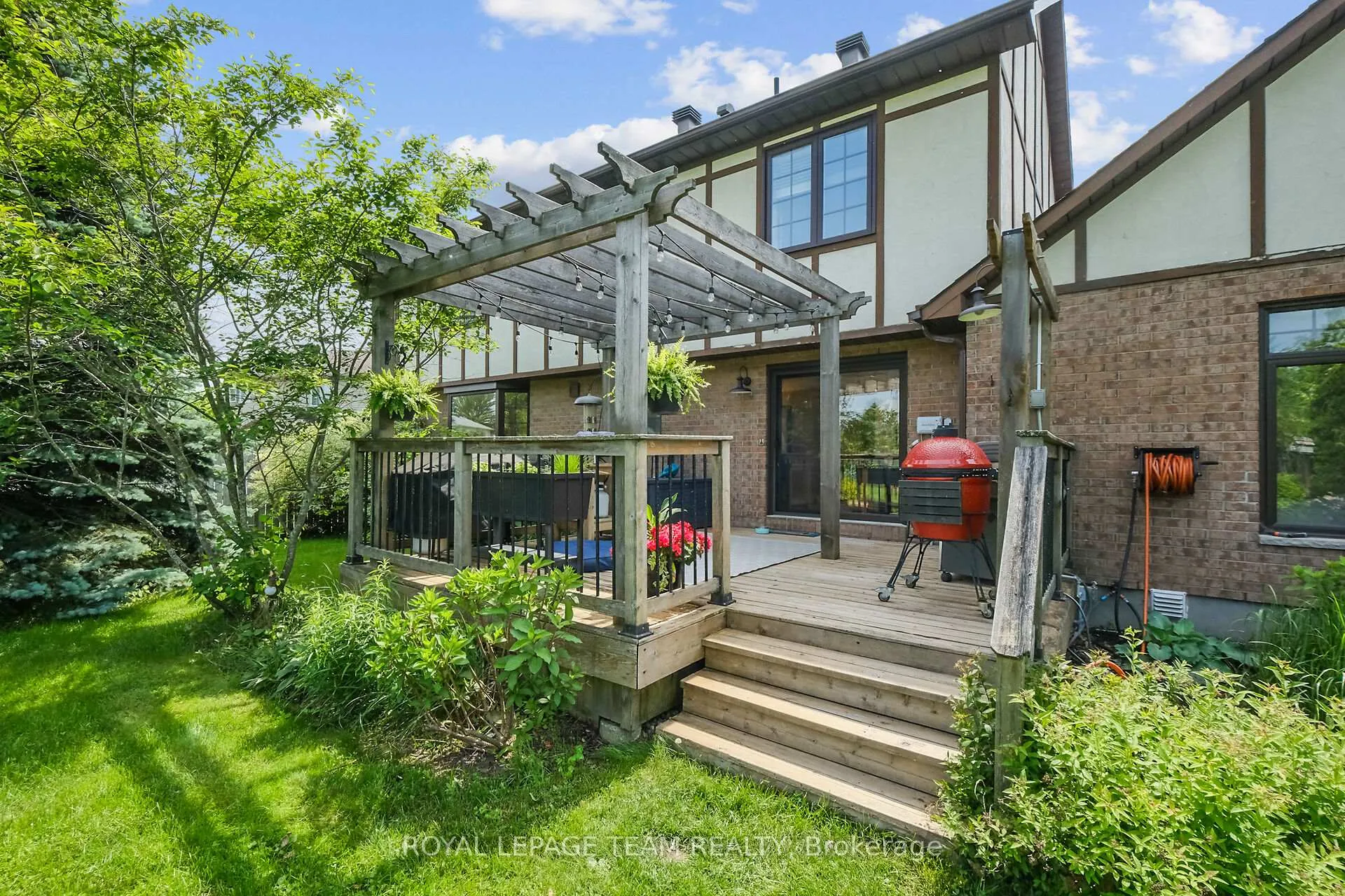 Photo 37 of 1571 Stanleyfield Crescent, Ottawa, Greely — HOMEH