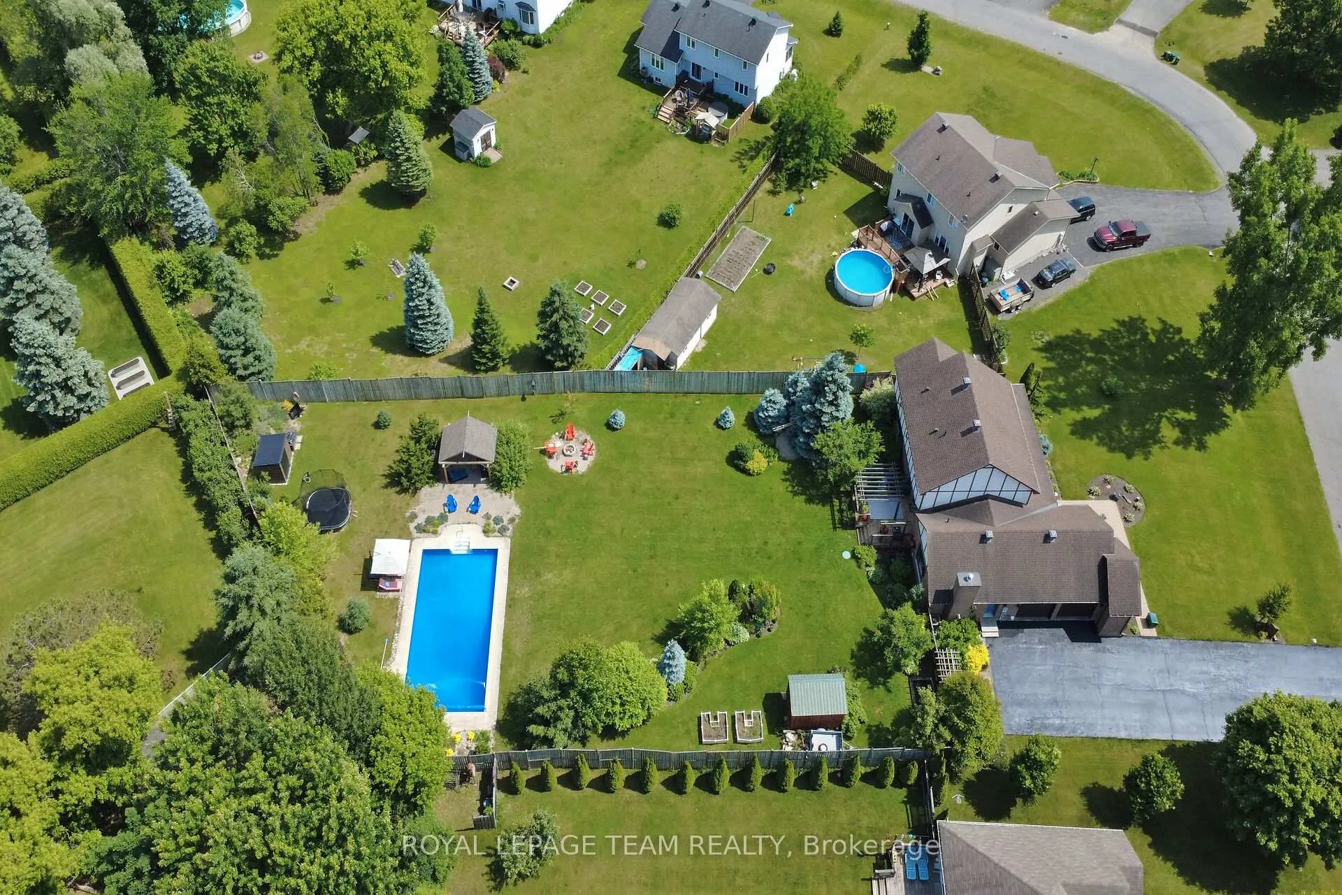 Photo 38 of 1571 Stanleyfield Crescent, Ottawa, Greely — HOMEH