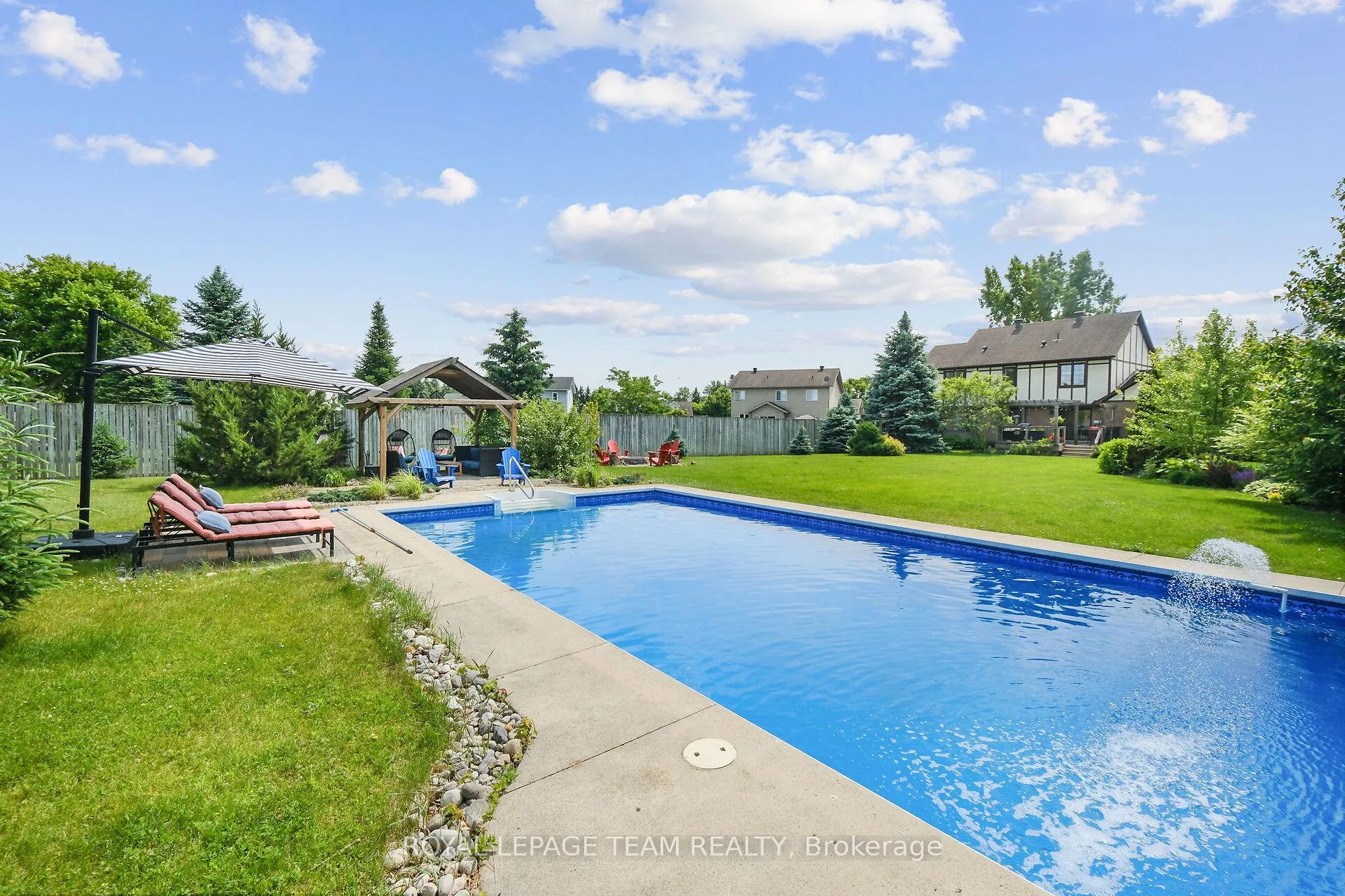 Photo 43 of 1571 Stanleyfield Crescent, Ottawa, Greely — HOMEH