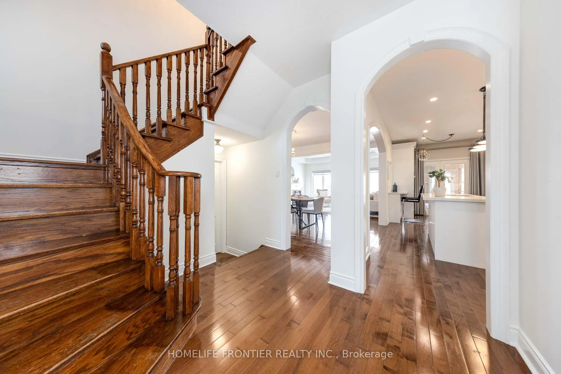 Photo 6 of 6 Strauss Road, Vaughan, Patterson — HOMEH