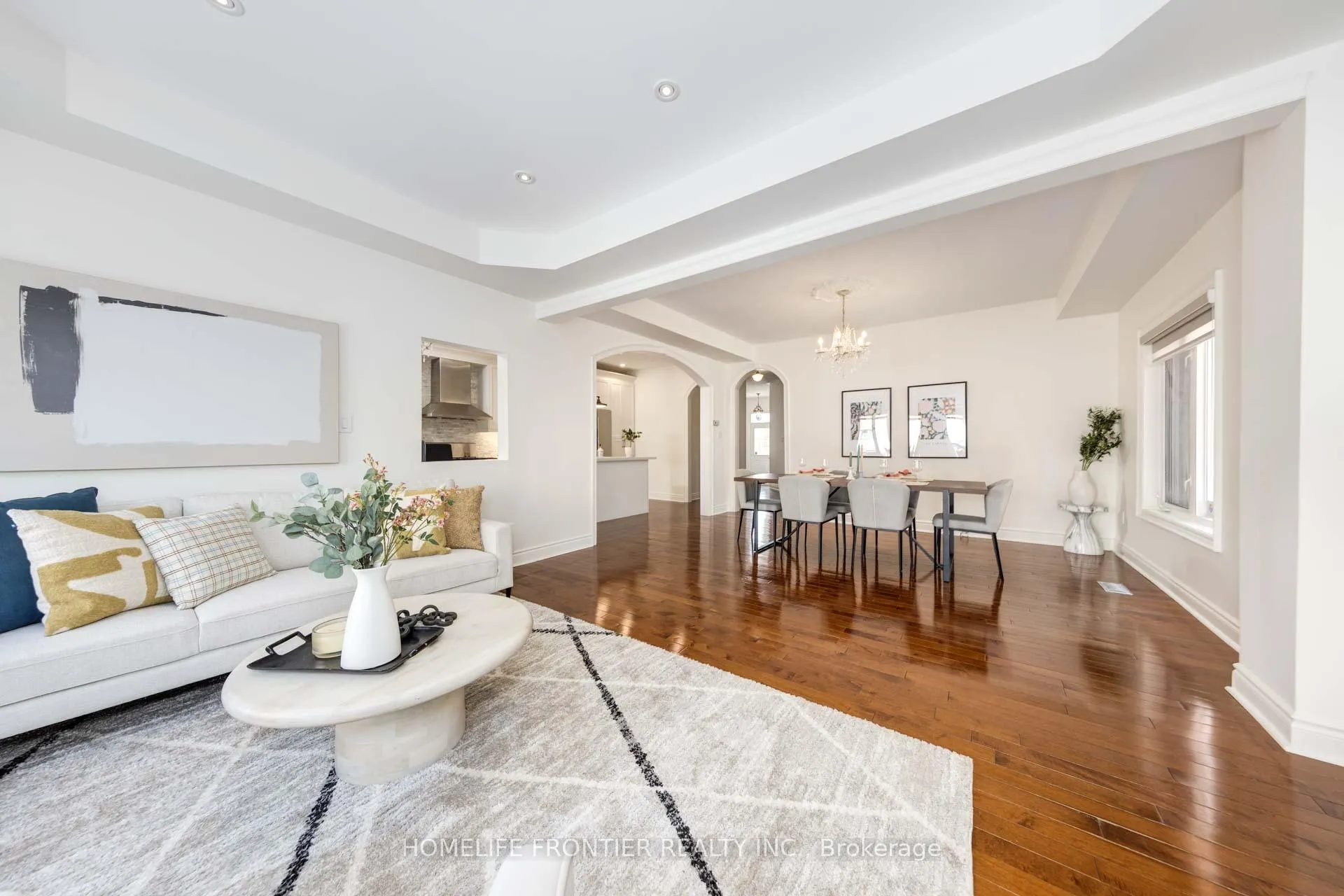 Photo 20 of 6 Strauss Road, Vaughan, Patterson — HOMEH