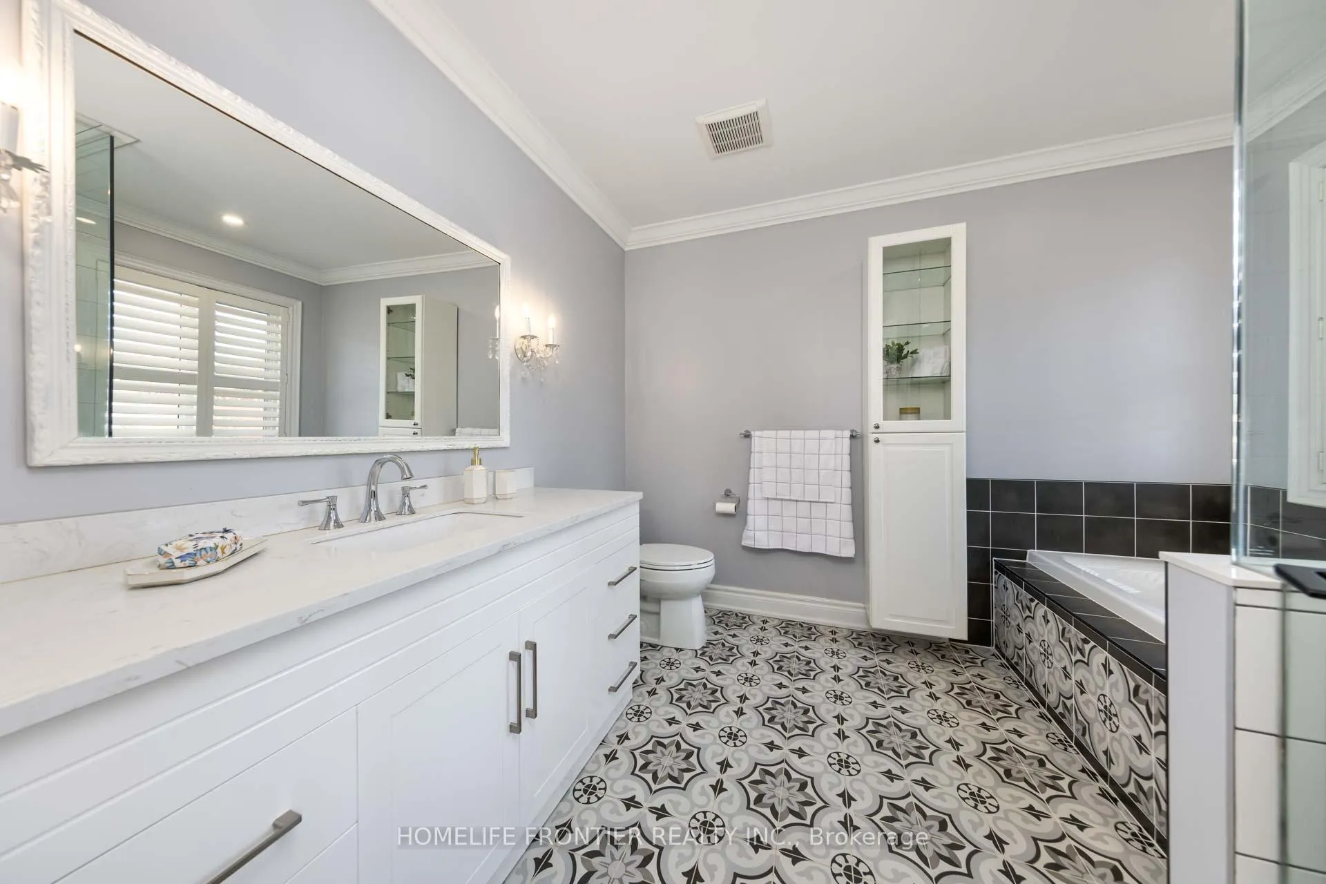Photo 33 of 6 Strauss Road, Vaughan, Patterson — HOMEH