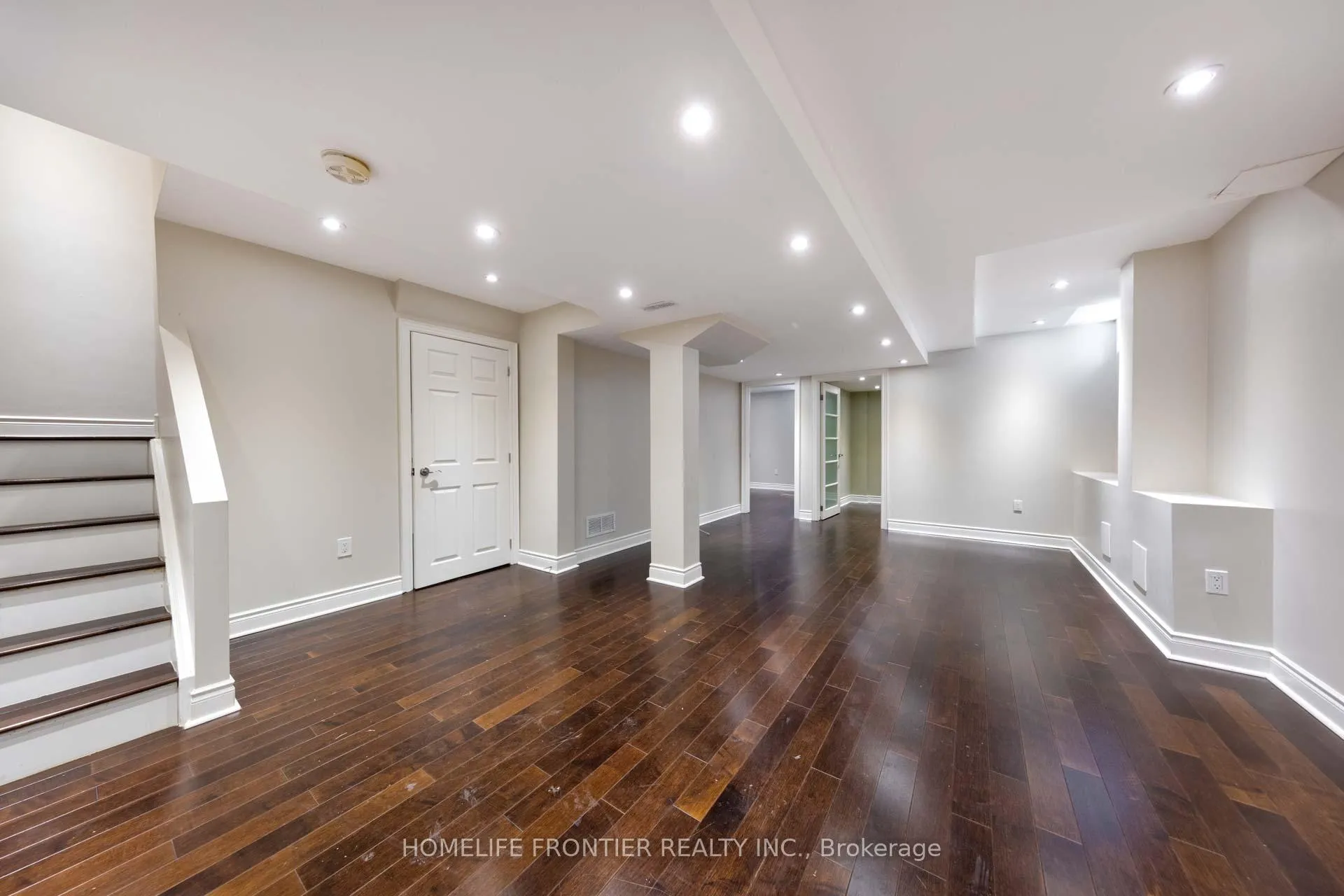 Photo 43 of 6 Strauss Road, Vaughan, Patterson — HOMEH