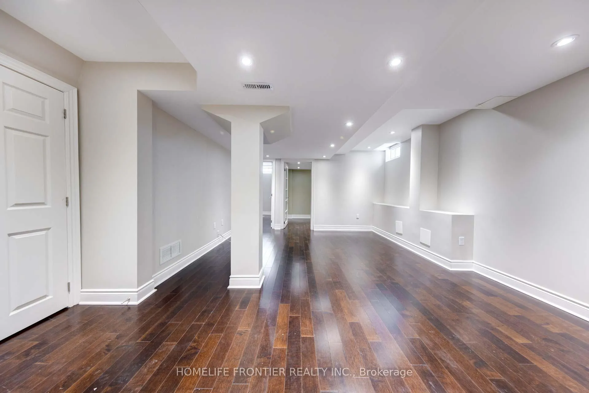 Photo 44 of 6 Strauss Road, Vaughan, Patterson — HOMEH