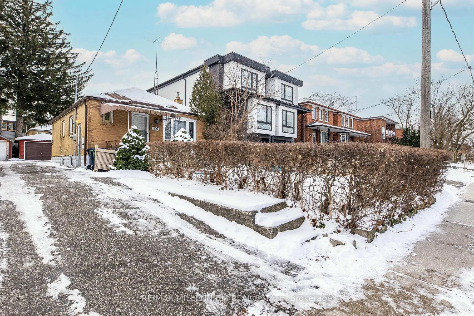 Photo 3 of 109 Virginia Avenue, Toronto, Danforth Village-East York — HOMEH