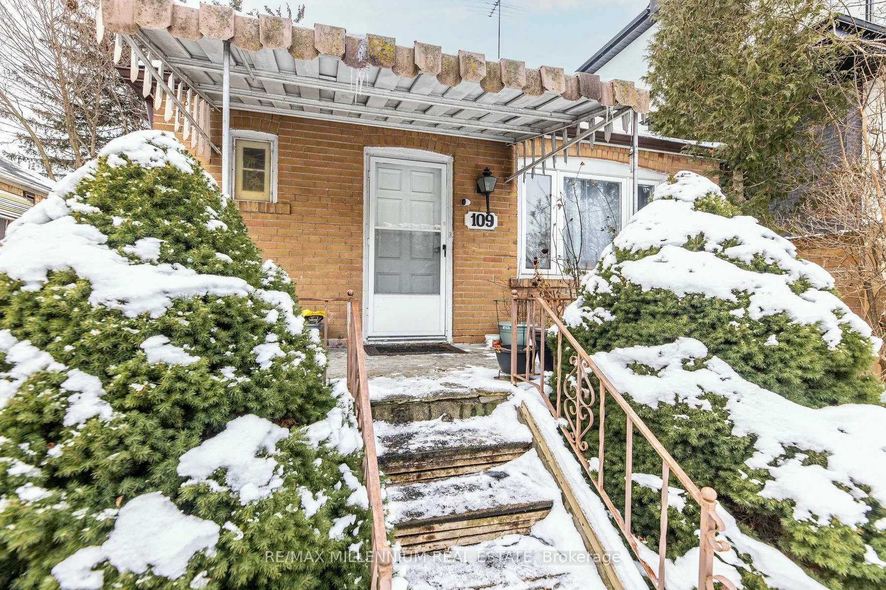 Photo 11 of 109 Virginia Avenue, Toronto, Danforth Village-East York — HOMEH