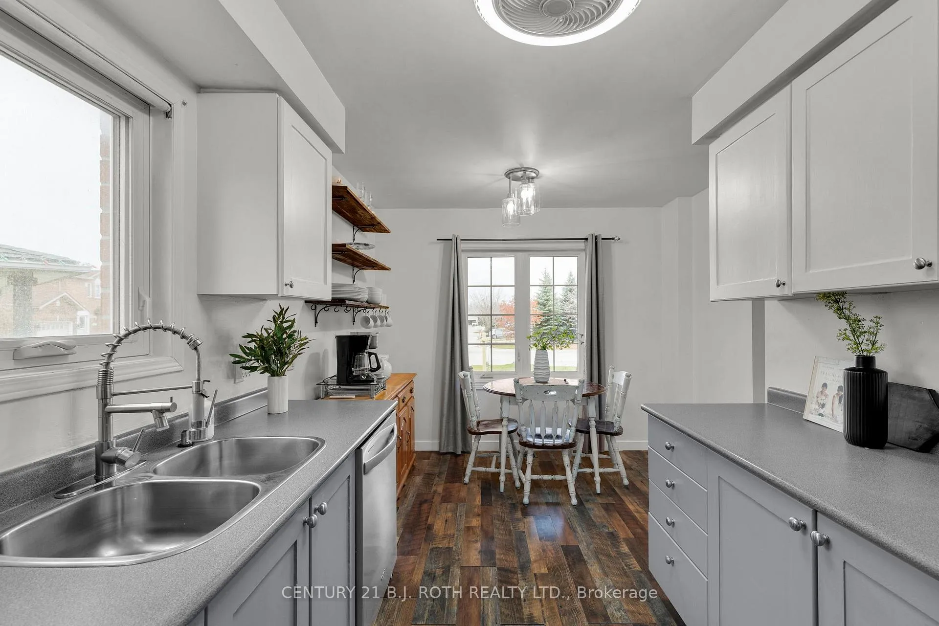 Photo 10 of 27 Golds Crescent, Barrie, Holly — HOMEH
