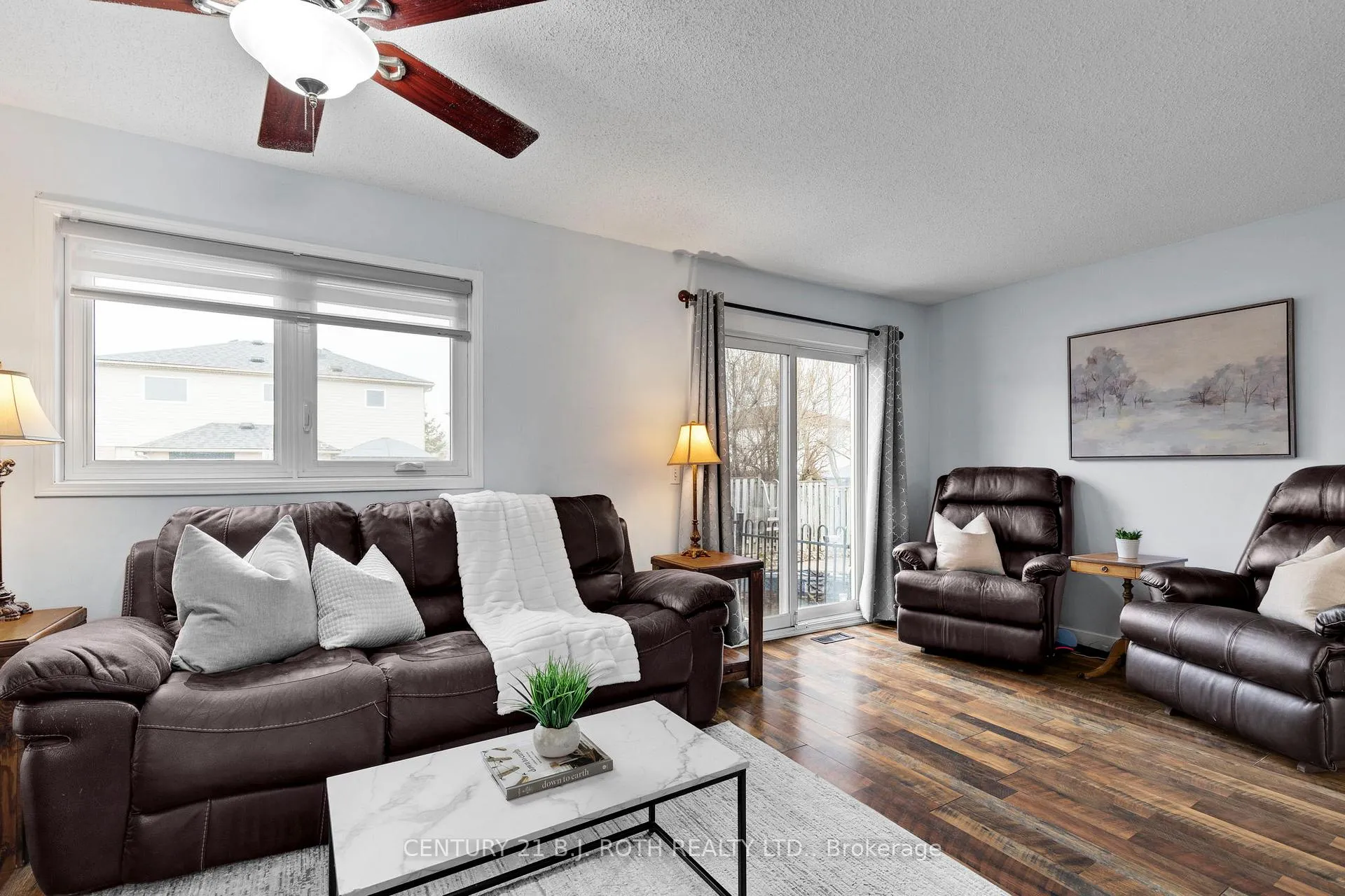 Photo 16 of 27 Golds Crescent, Barrie, Holly — HOMEH