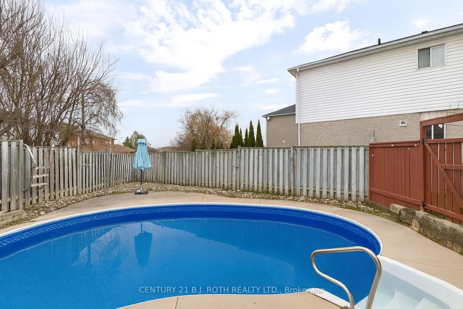 Photo 32 of 27 Golds Crescent, Barrie, Holly — HOMEH
