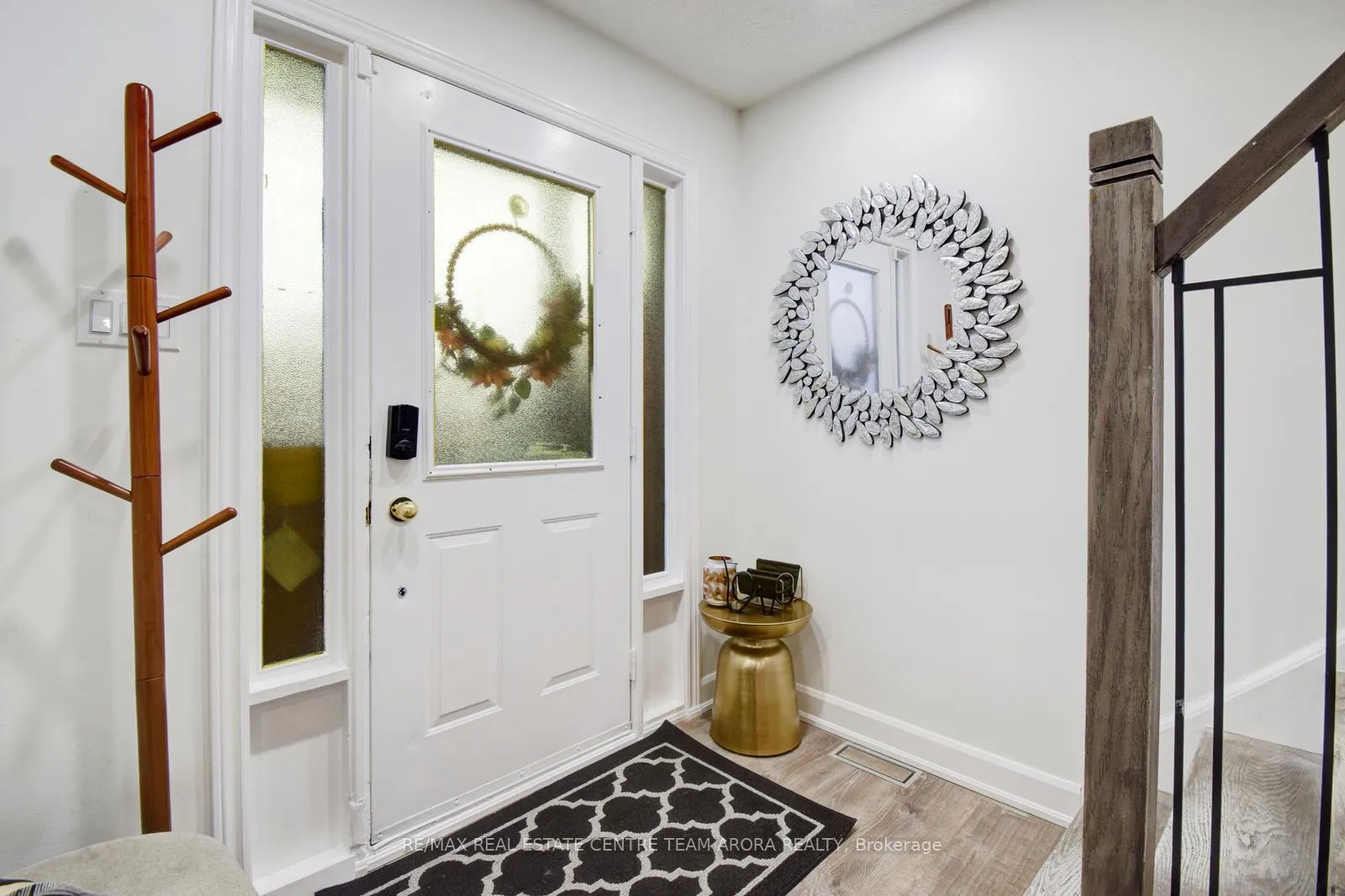 Photo 4 of 47 Desert Sand Drive, Brampton, Sandringham-Wellington — HOMEH