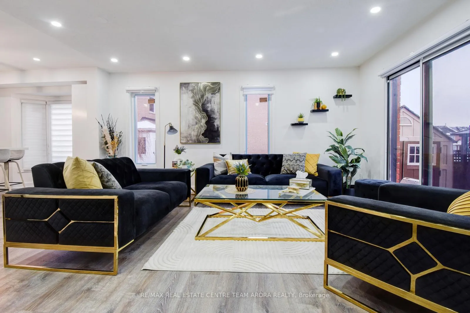 Photo 6 of 47 Desert Sand Drive, Brampton, Sandringham-Wellington — HOMEH