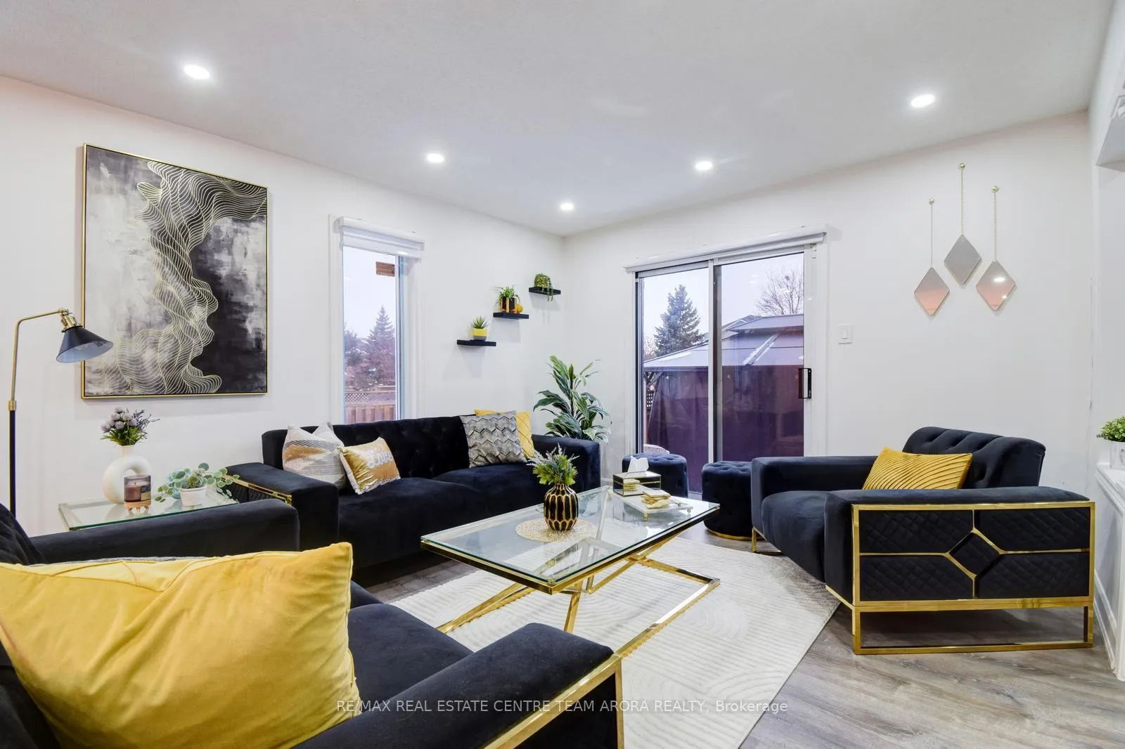 Photo 7 of 47 Desert Sand Drive, Brampton, Sandringham-Wellington — HOMEH