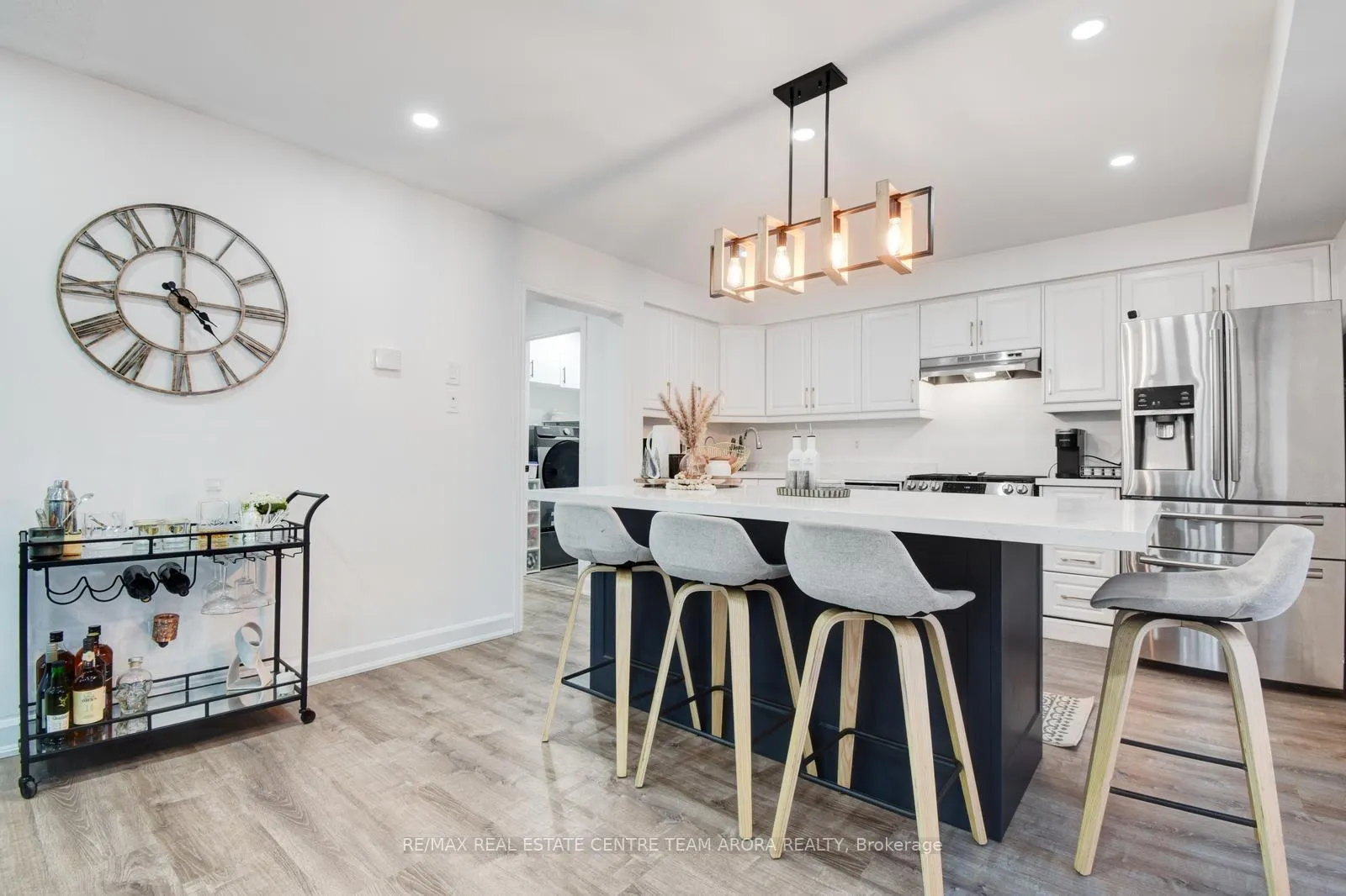 Photo 10 of 47 Desert Sand Drive, Brampton, Sandringham-Wellington — HOMEH