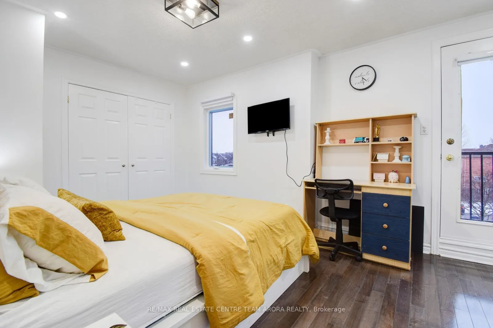 Photo 19 of 47 Desert Sand Drive, Brampton, Sandringham-Wellington — HOMEH