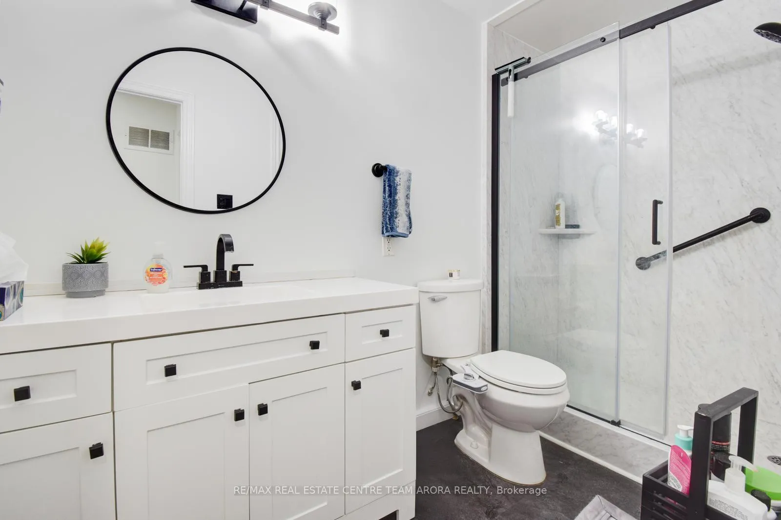 Photo 22 of 47 Desert Sand Drive, Brampton, Sandringham-Wellington — HOMEH