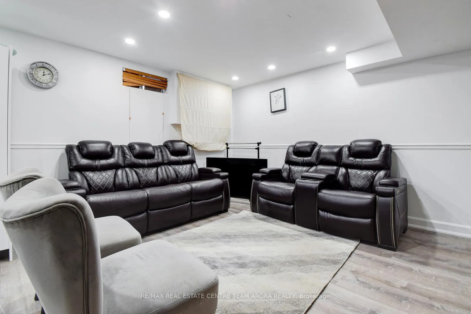 Photo 28 of 47 Desert Sand Drive, Brampton, Sandringham-Wellington — HOMEH