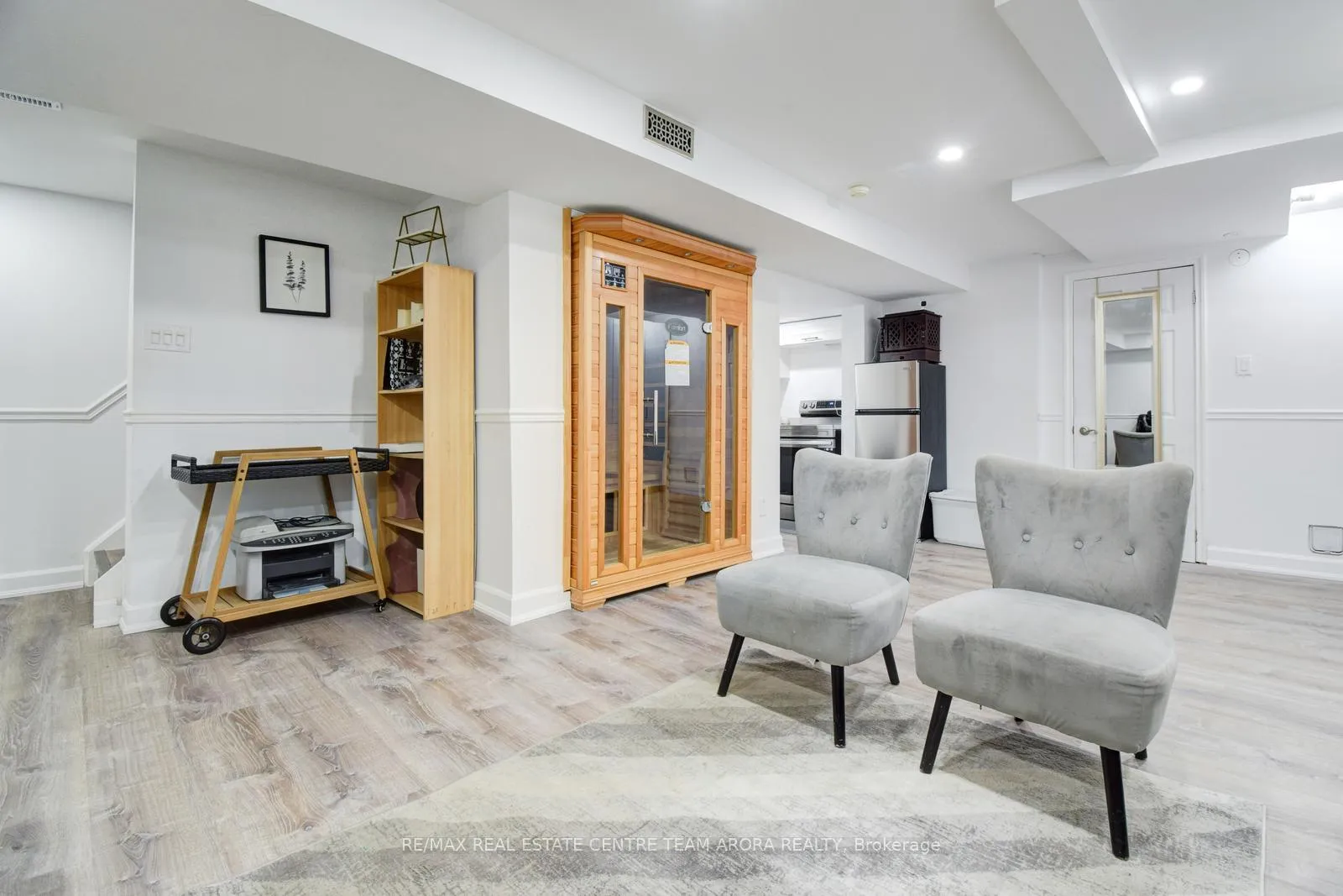 Photo 29 of 47 Desert Sand Drive, Brampton, Sandringham-Wellington — HOMEH