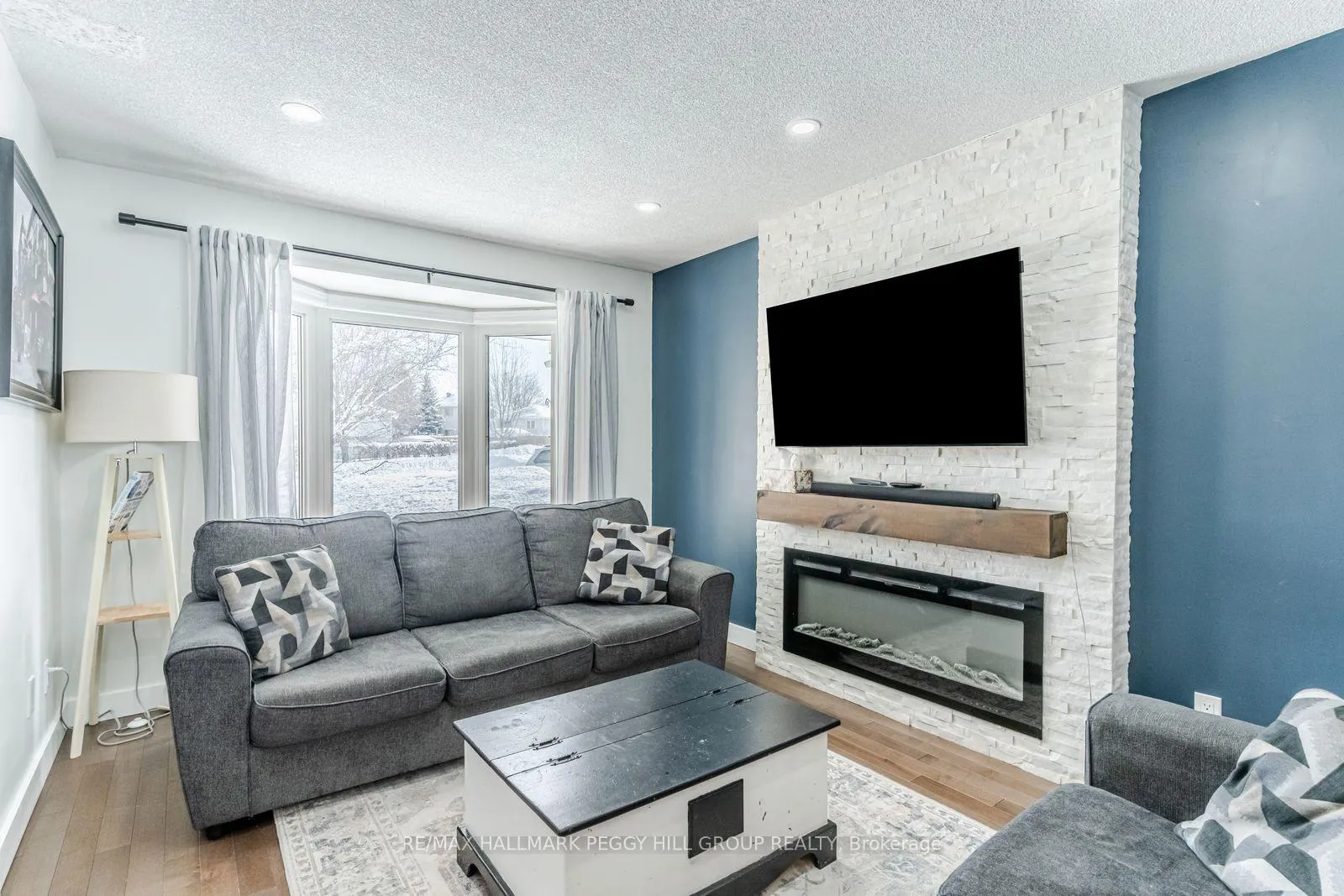 Photo 5 of 20 Pae Drive, Barrie, Painswick North — HOMEH