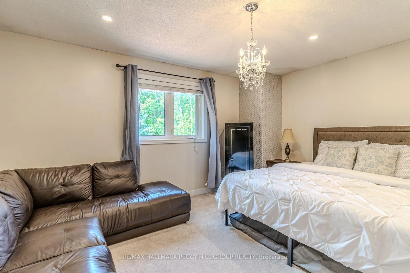 Photo 8 of 20 Pae Drive, Barrie, Painswick North — HOMEH