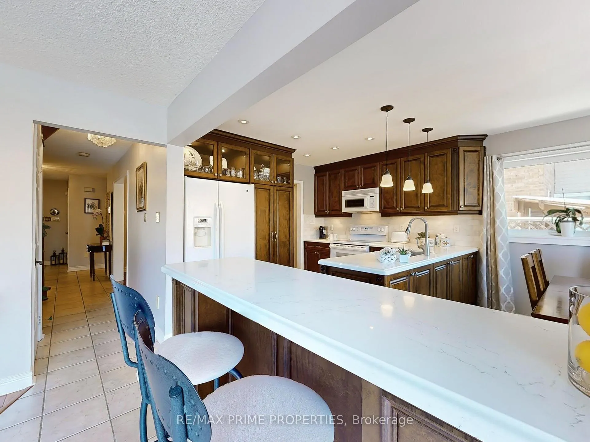 Photo 9 of 4 Lancashire Road, Markham, Unionville — HOMEH