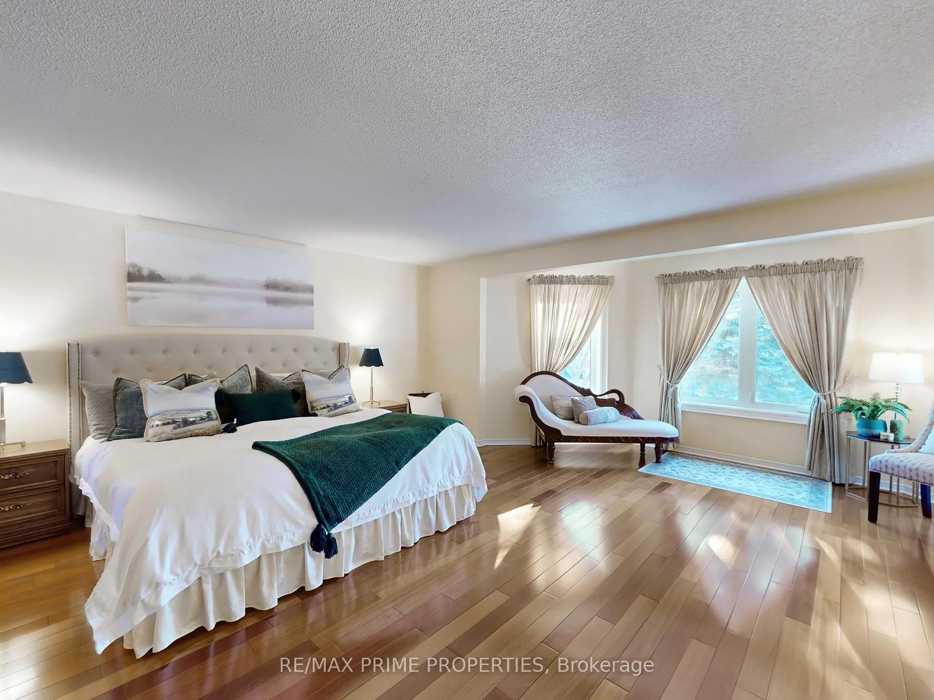 Photo 17 of 4 Lancashire Road, Markham, Unionville — HOMEH