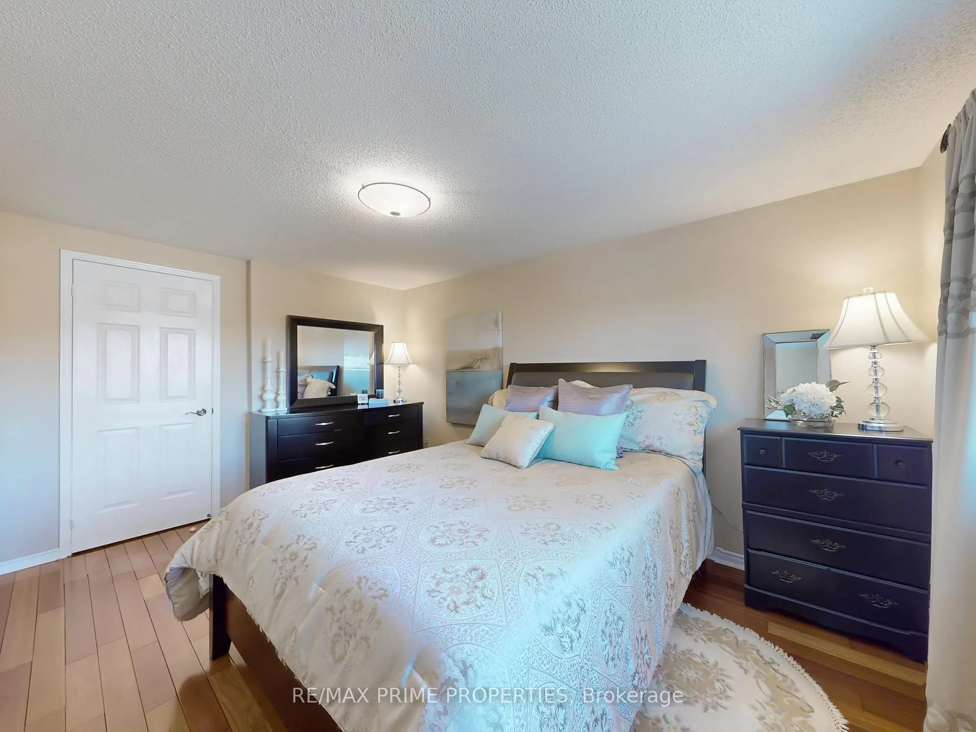 Photo 23 of 4 Lancashire Road, Markham, Unionville — HOMEH