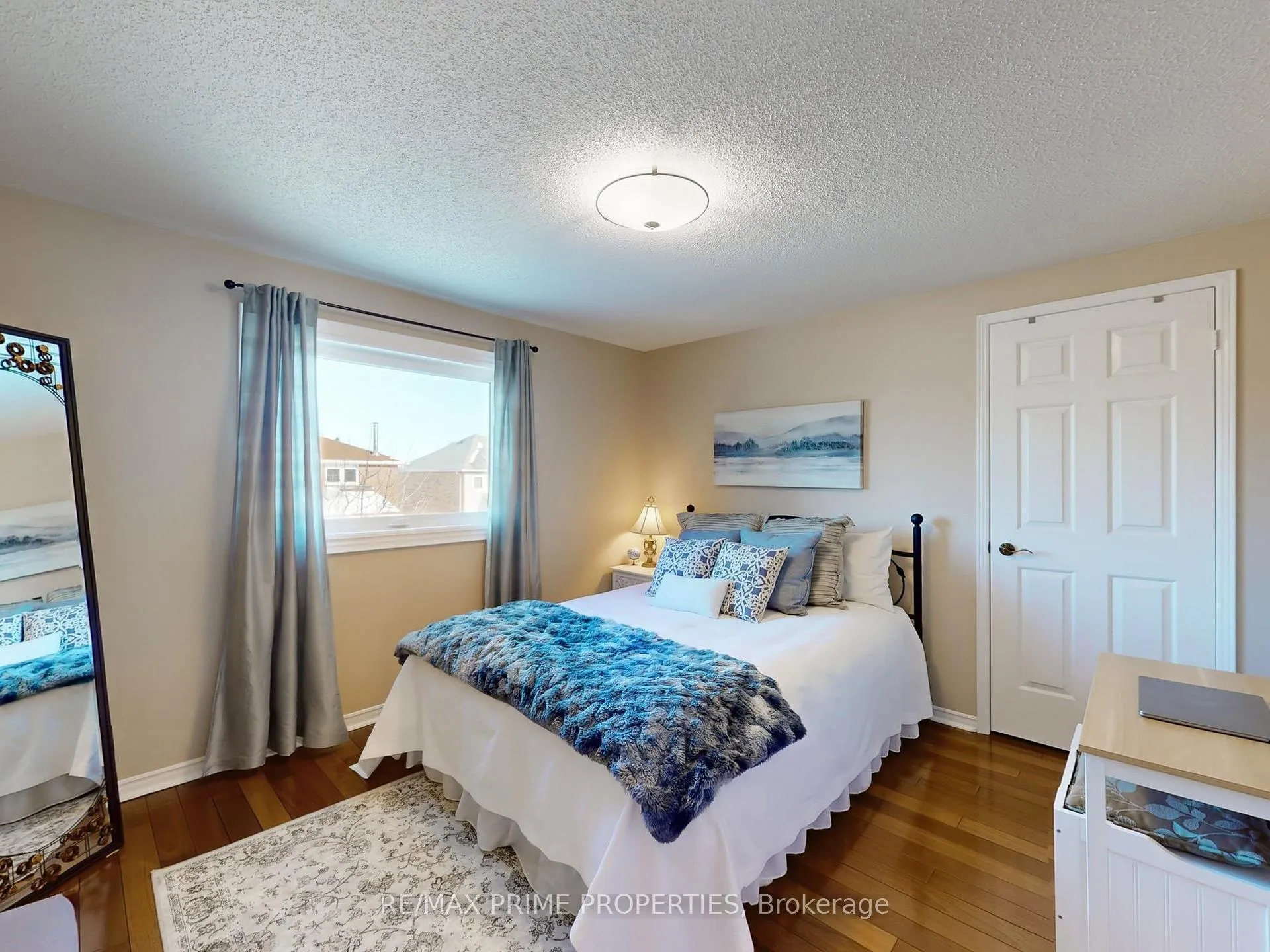 Photo 24 of 4 Lancashire Road, Markham, Unionville — HOMEH