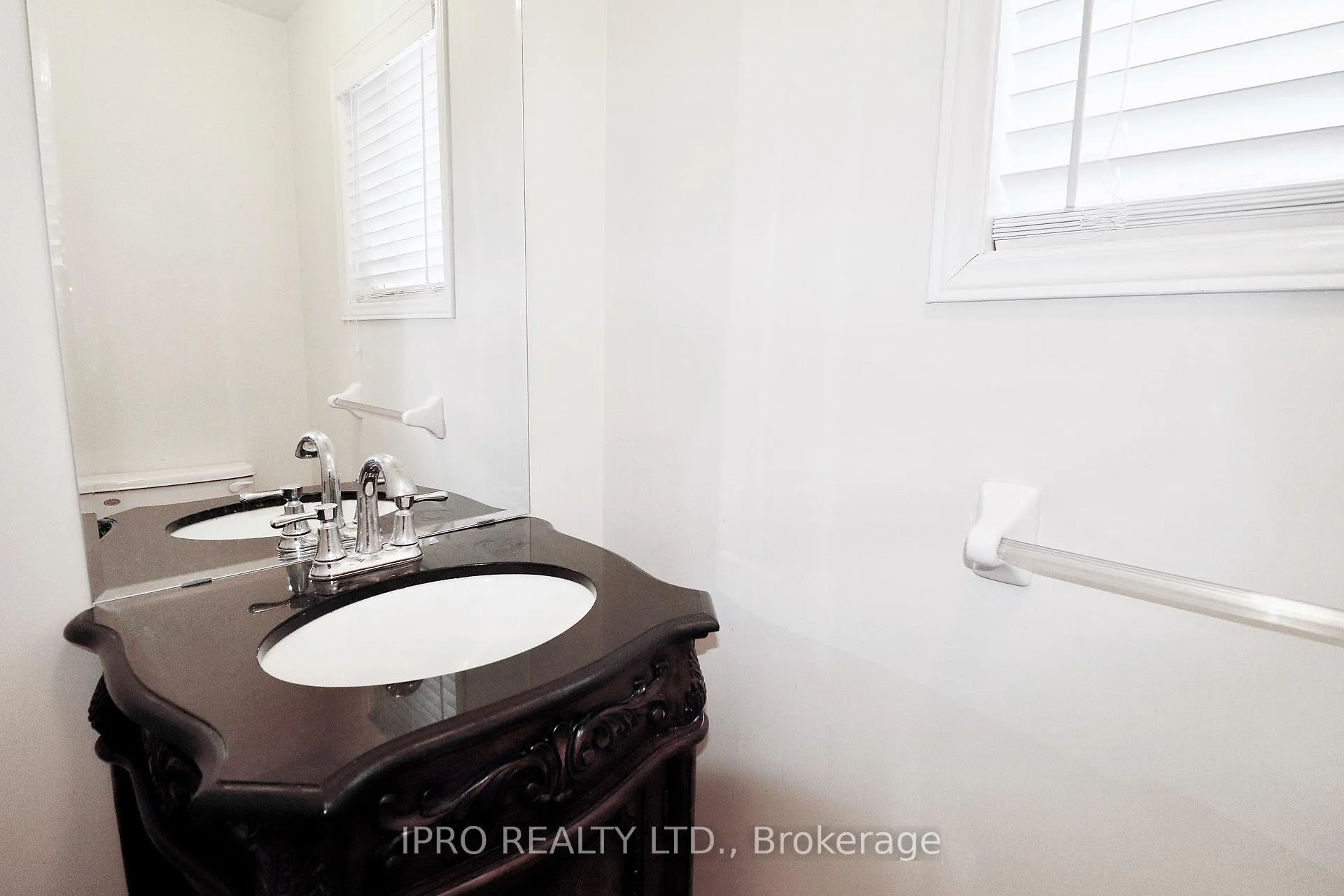 Photo 3 of 50 Orion Avenue, Vaughan, Vellore Village — HOMEH