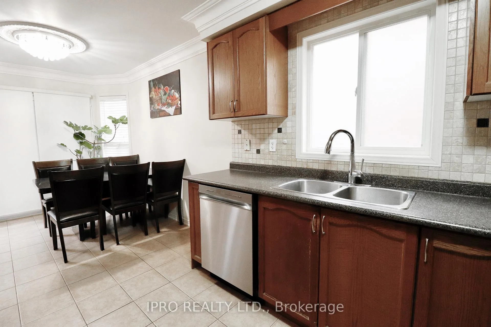 Photo 10 of 50 Orion Avenue, Vaughan, Vellore Village — HOMEH