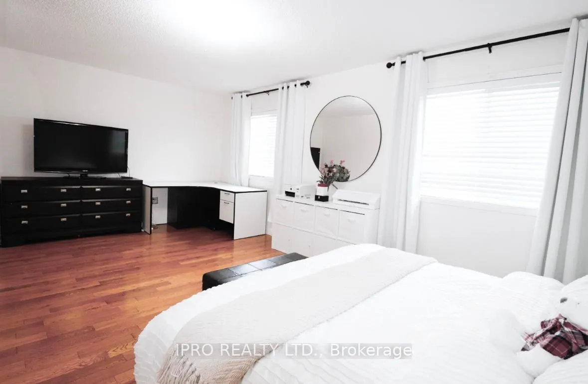 Photo 15 of 50 Orion Avenue, Vaughan, Vellore Village — HOMEH