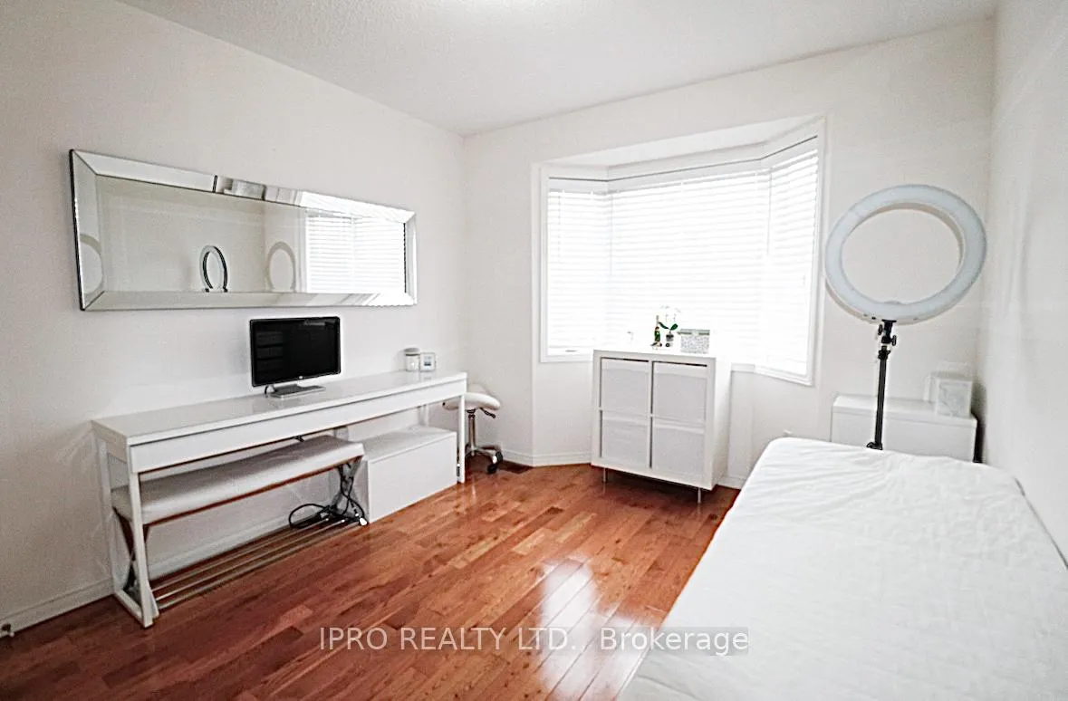 Photo 19 of 50 Orion Avenue, Vaughan, Vellore Village — HOMEH