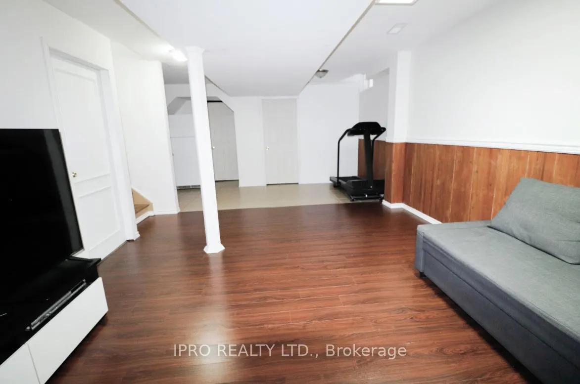 Photo 25 of 50 Orion Avenue, Vaughan, Vellore Village — HOMEH
