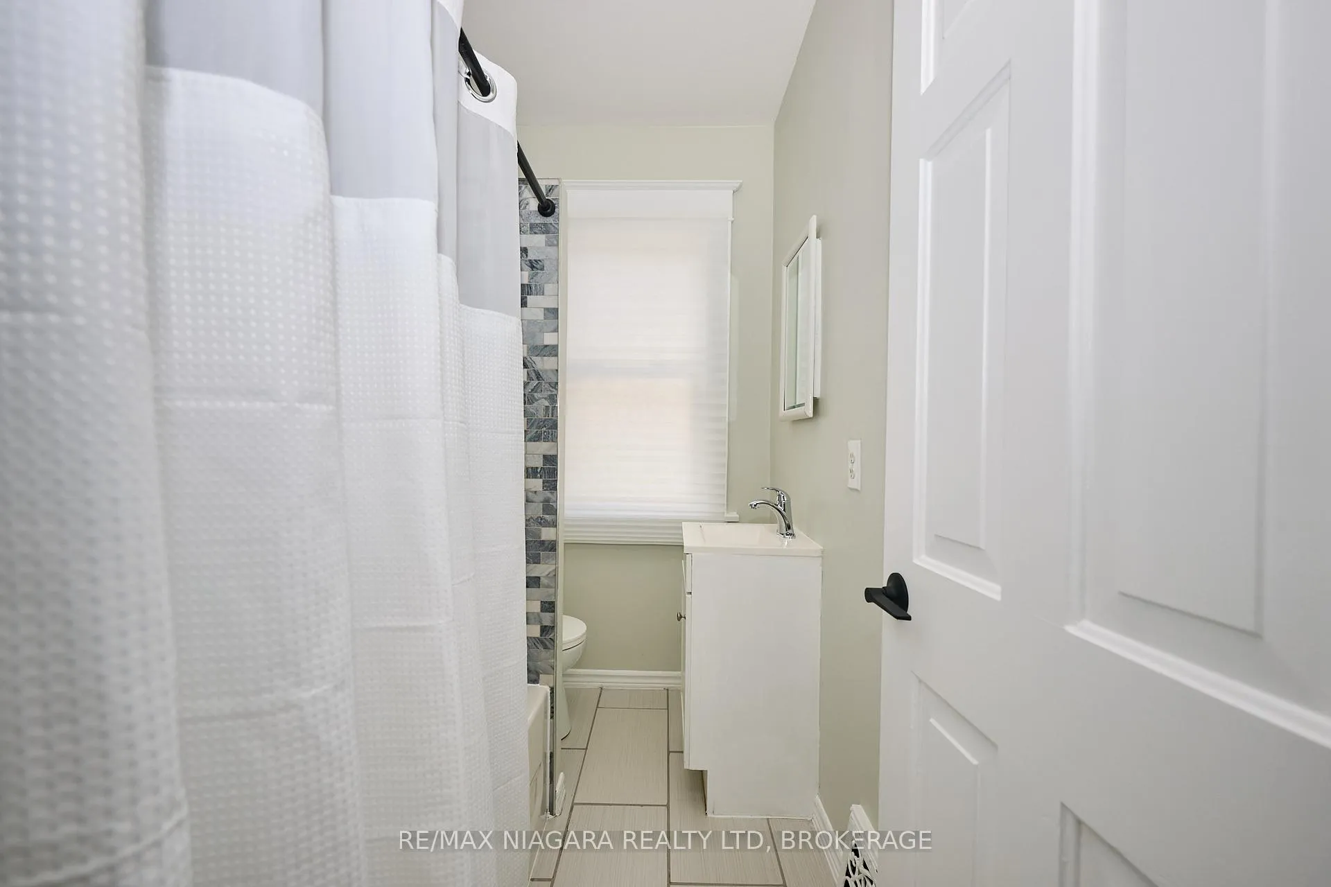 Photo 20 of 5006 Morrison Street, Niagara Falls, Cherrywood — HOMEH