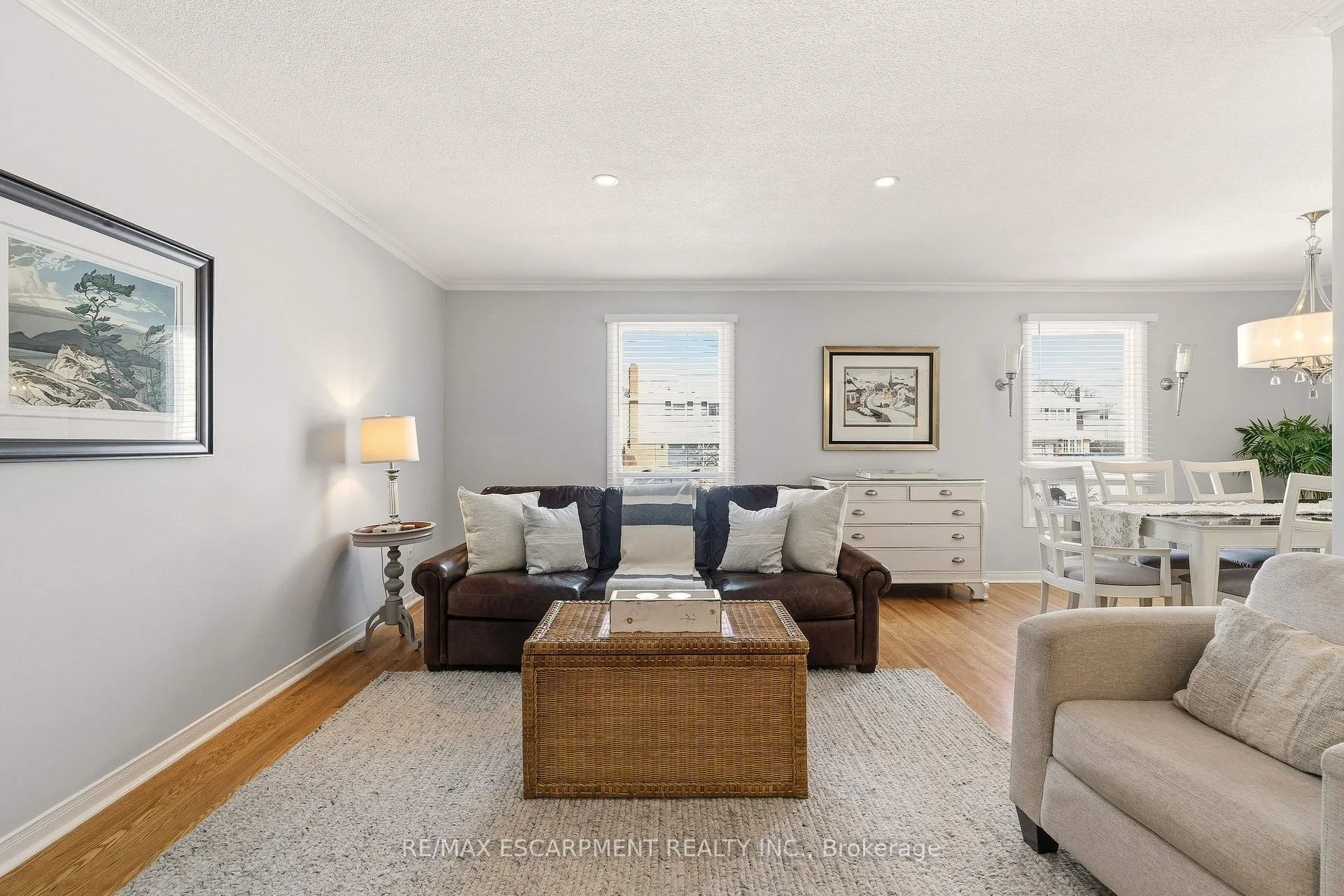 Photo 7 of 566 Lani Crescent, Burlington, Roseland — HOMEH