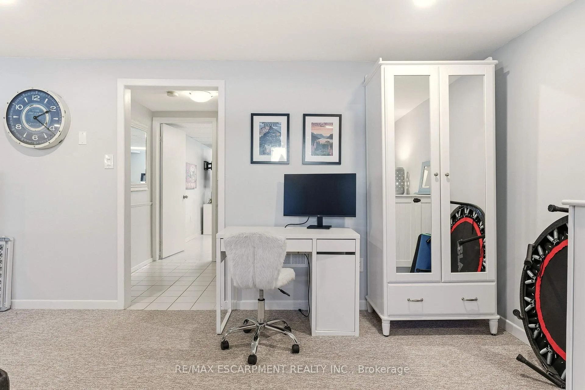 Photo 31 of 566 Lani Crescent, Burlington, Roseland — HOMEH