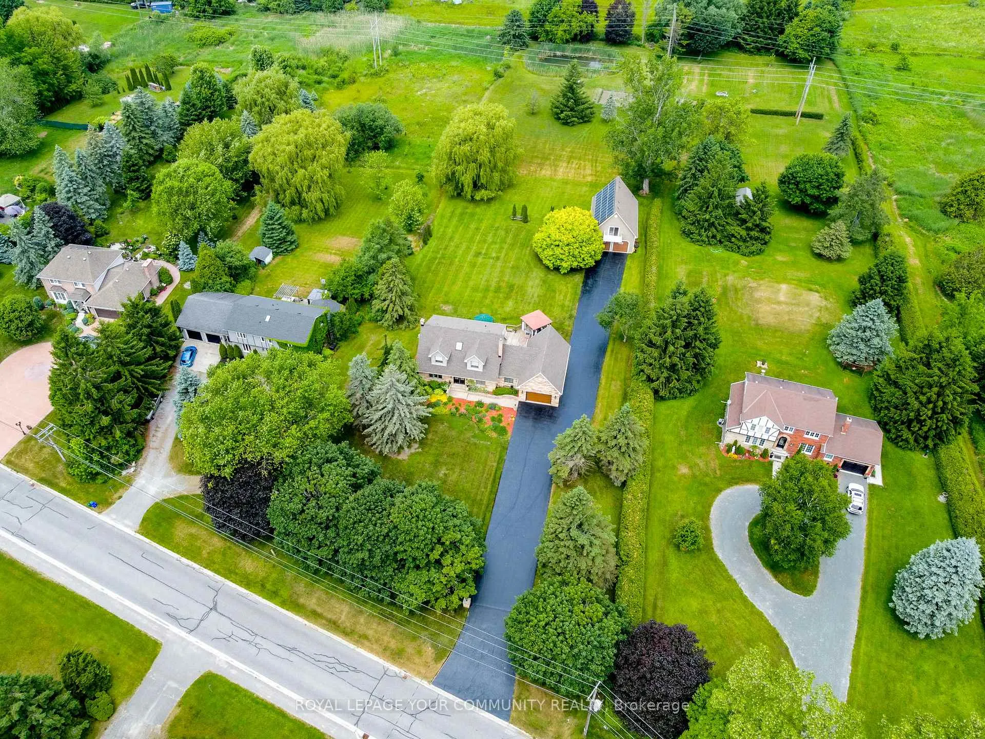 Photo 2 of 8454 Danforth Road W, Cobourg — HOMEH