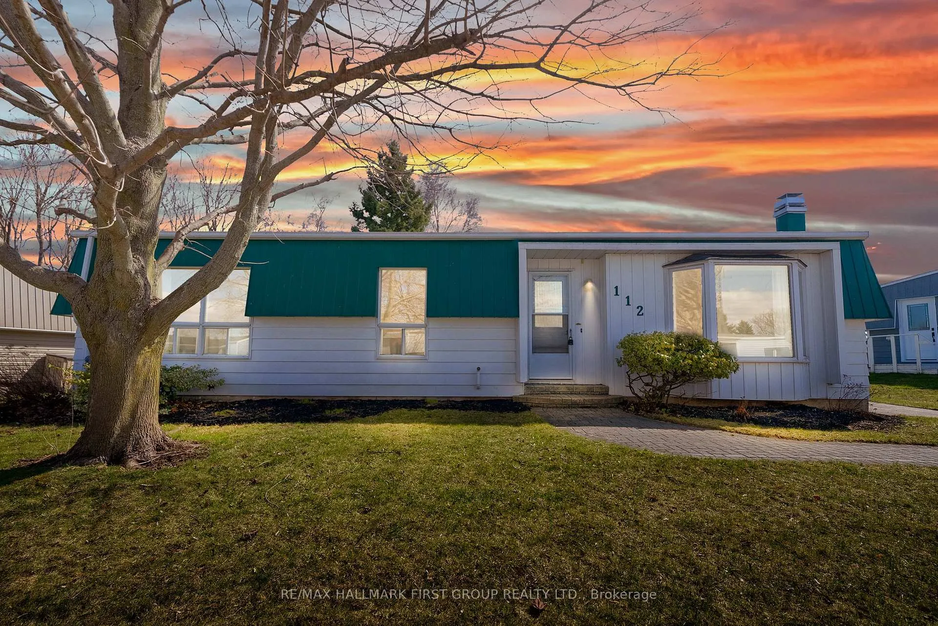 Photo 1 of 112 Bluffs Road, Clarington, Newcastle — HOMEH