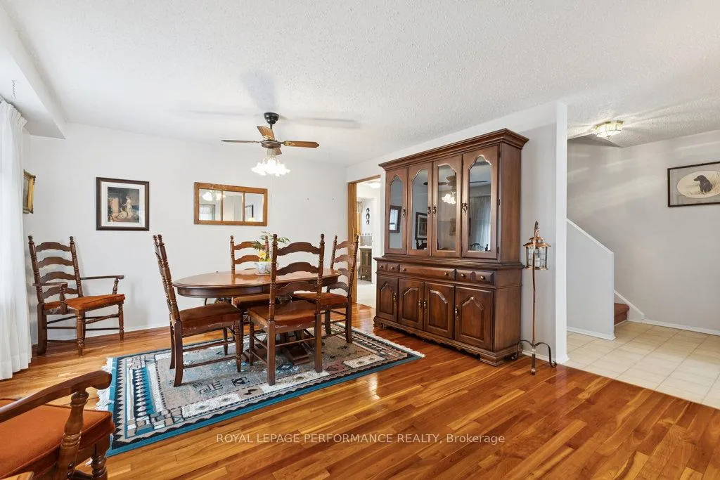 Photo 10 of 2314 Cotters Crescent, Ottawa, Windsor Park Village — HOMEH