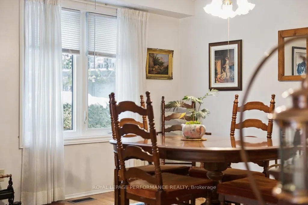 Photo 12 of 2314 Cotters Crescent, Ottawa, Windsor Park Village — HOMEH