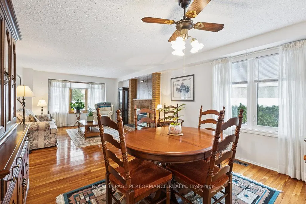 Photo 13 of 2314 Cotters Crescent, Ottawa, Windsor Park Village — HOMEH