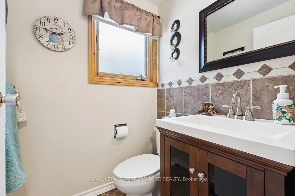 Photo 20 of 2314 Cotters Crescent, Ottawa, Windsor Park Village — HOMEH