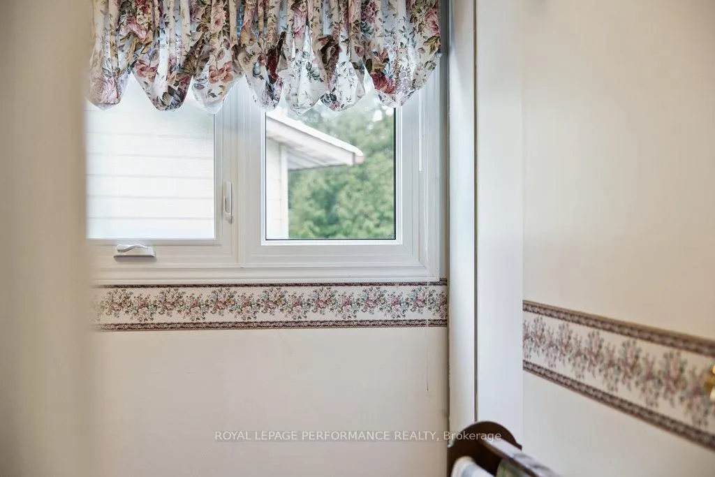 Photo 26 of 2314 Cotters Crescent, Ottawa, Windsor Park Village — HOMEH